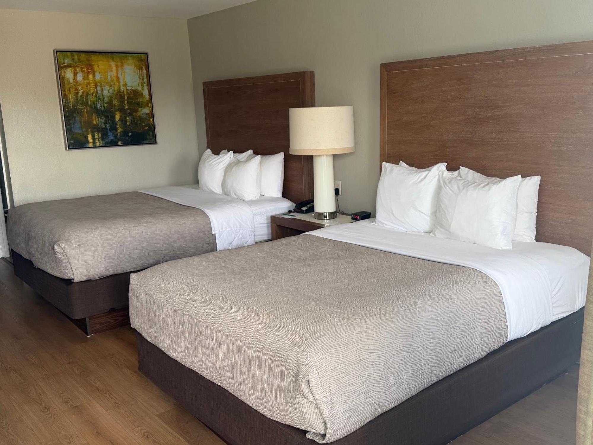 Two Queen Beds Non Smoking