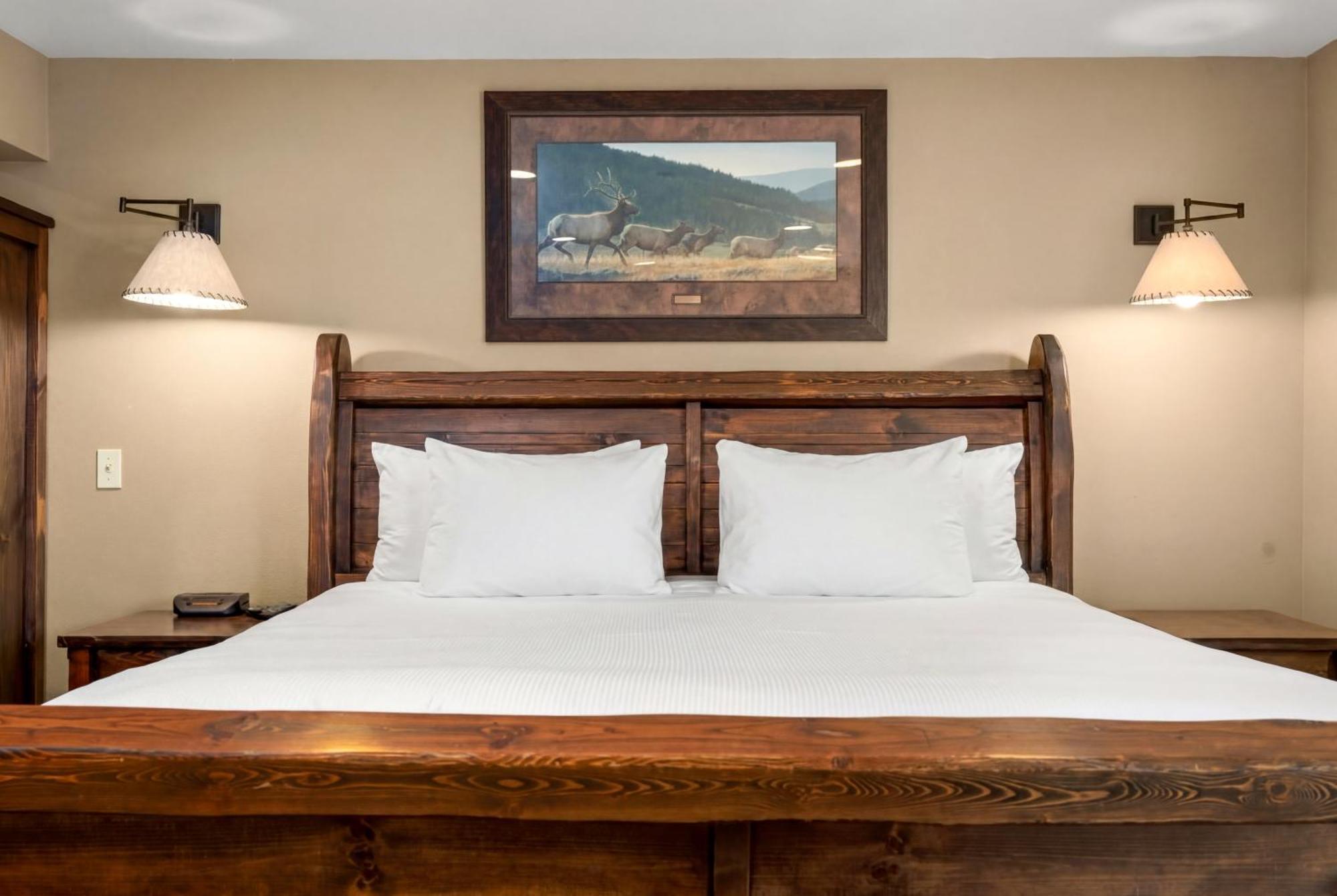 Standard King Room