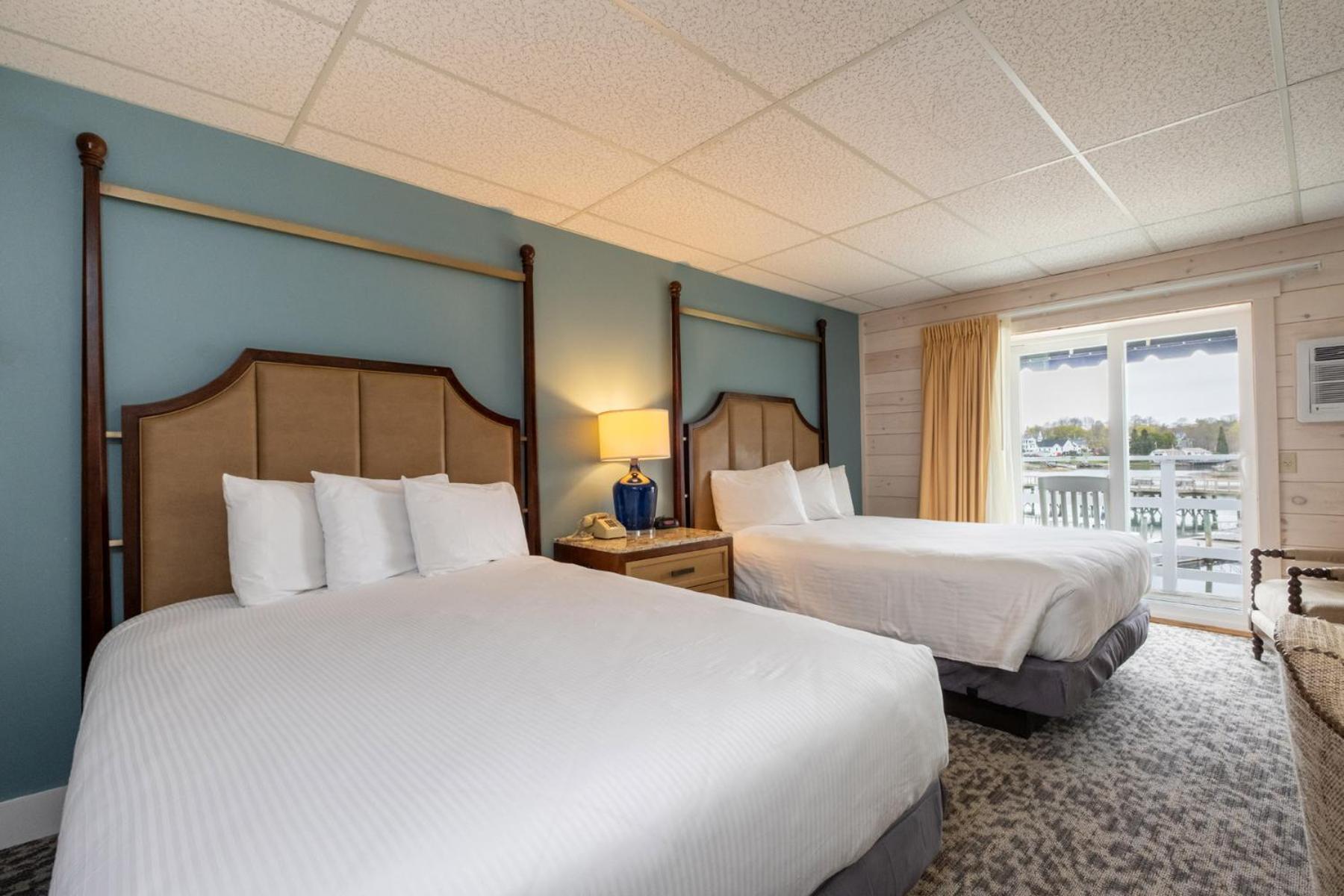 Two Queen Beds Deluxe