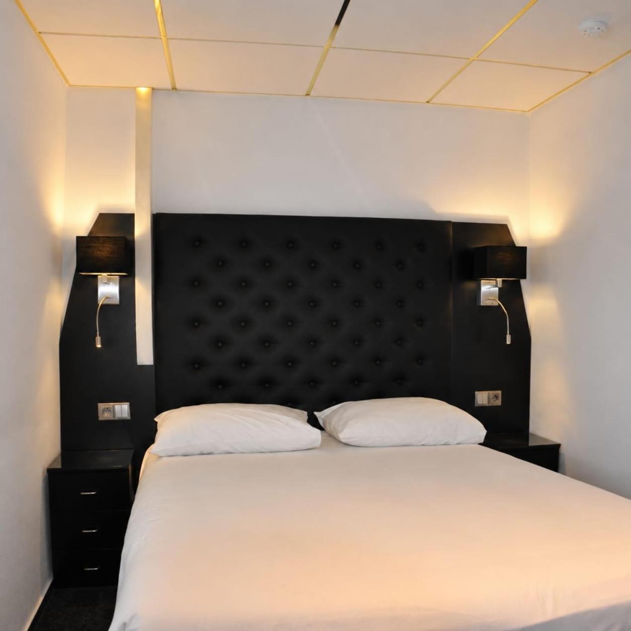 Triple Room Bath,1771571870:JPEG