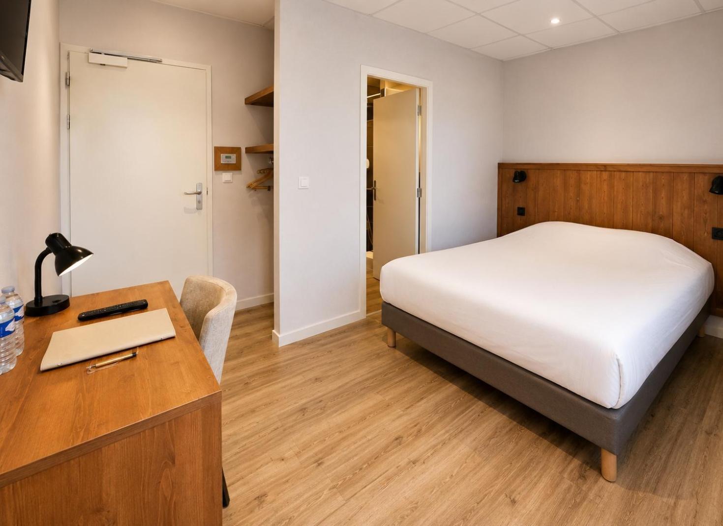 Double Room,1771580146:JPEG