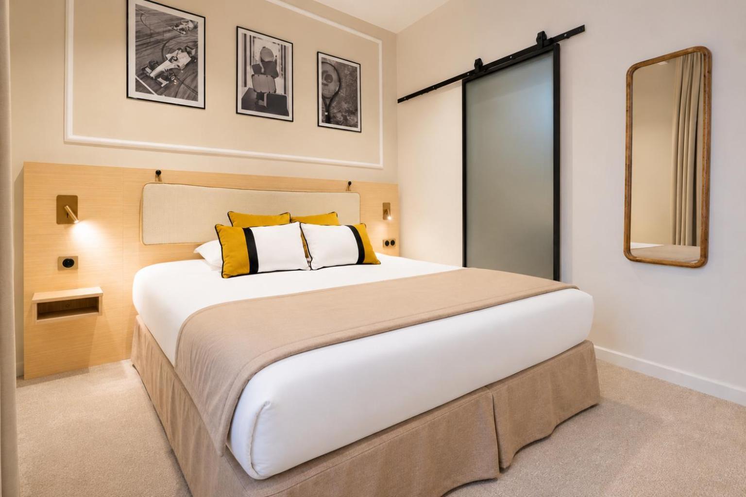 Standard Double Room,1771582565:JPEG