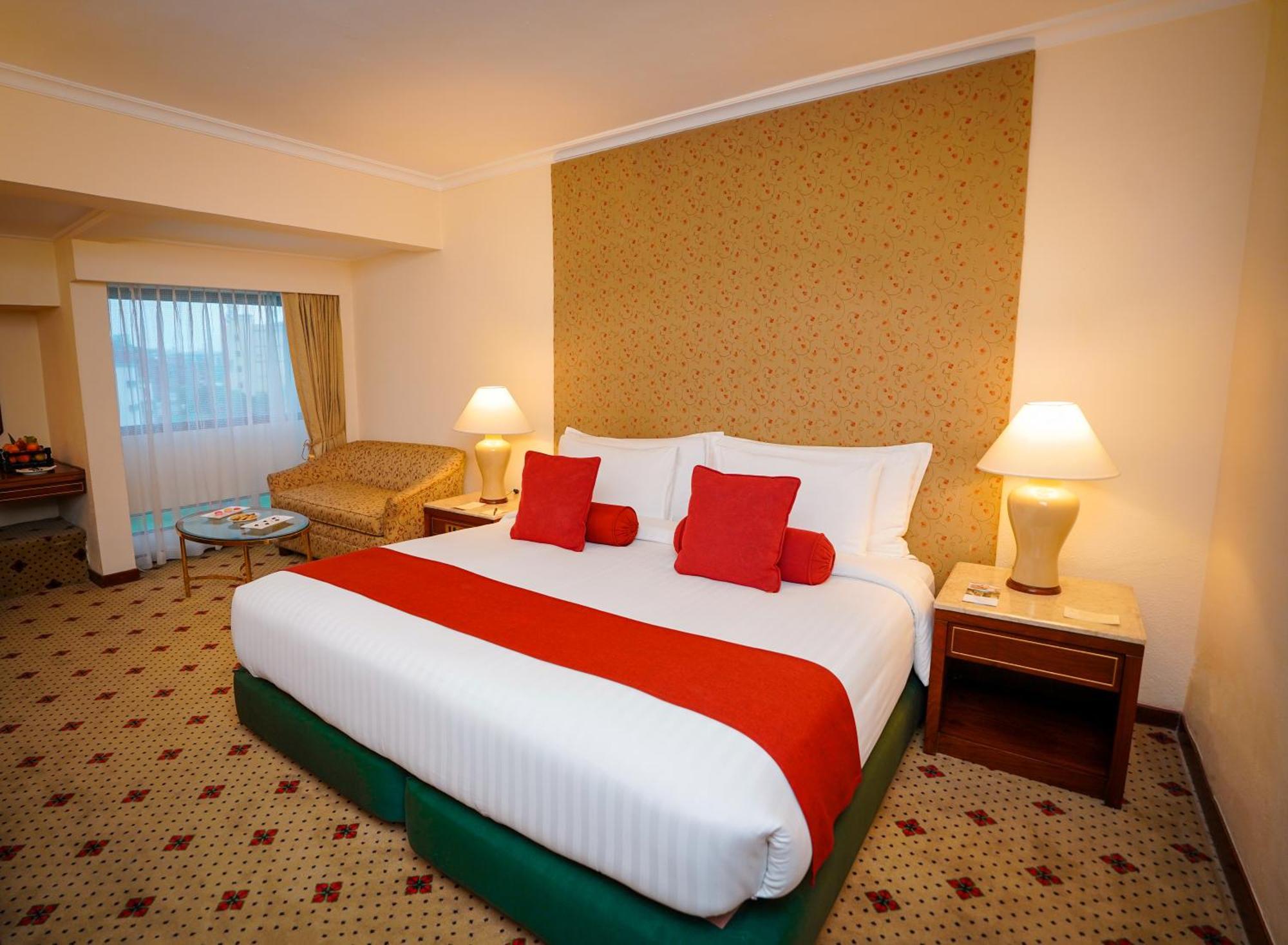 Avari World Traveler Room,1771617264:JPEG