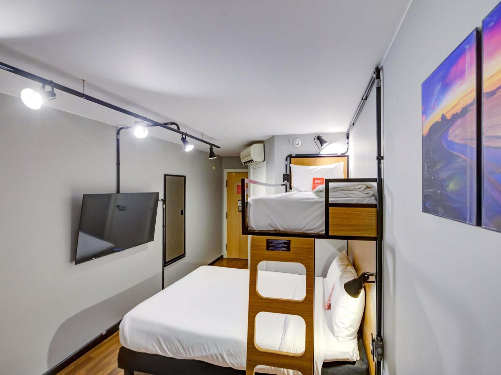 Standard Quadruple Room Bunk Bed