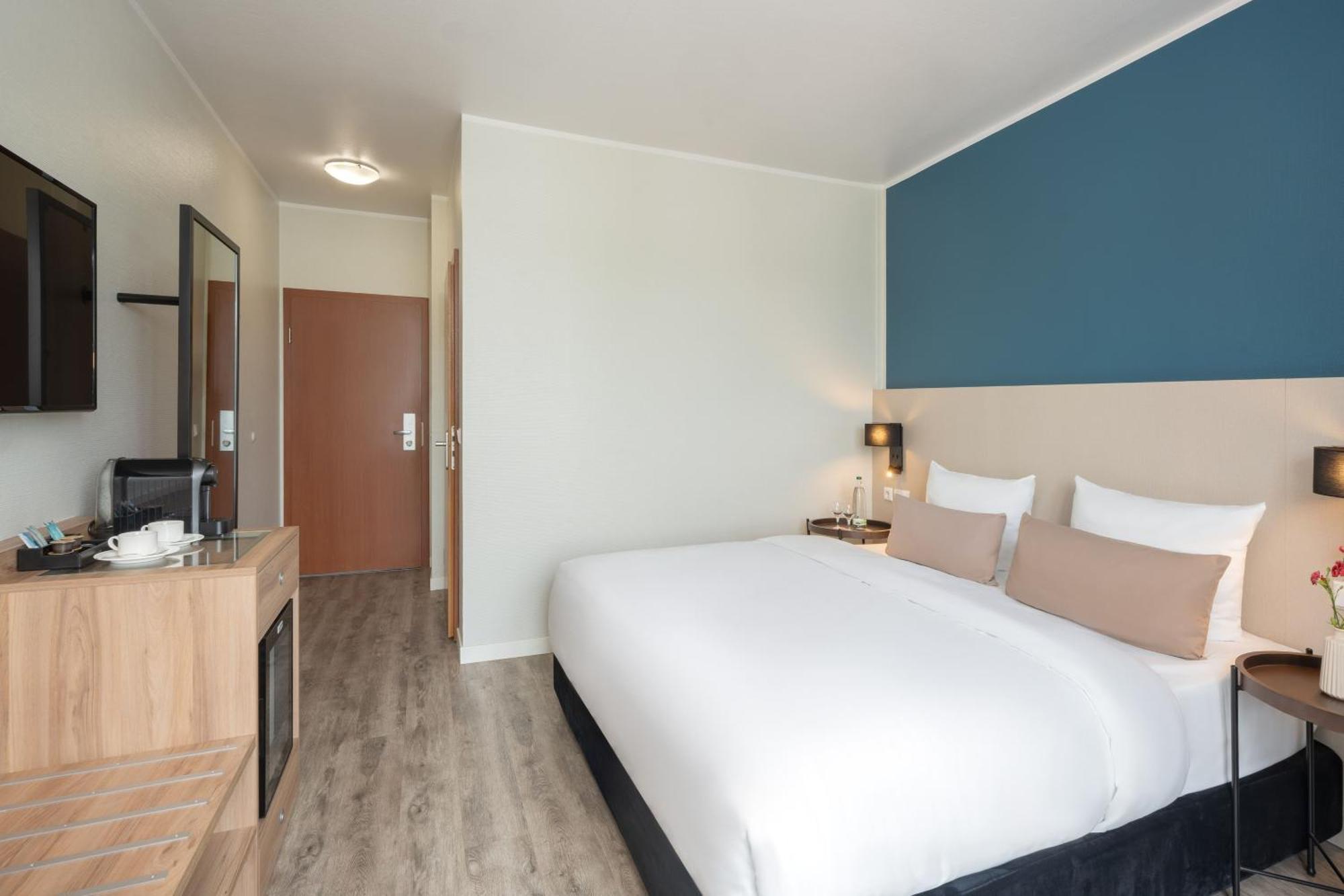 Premium Double Room,1769476278:JPEG