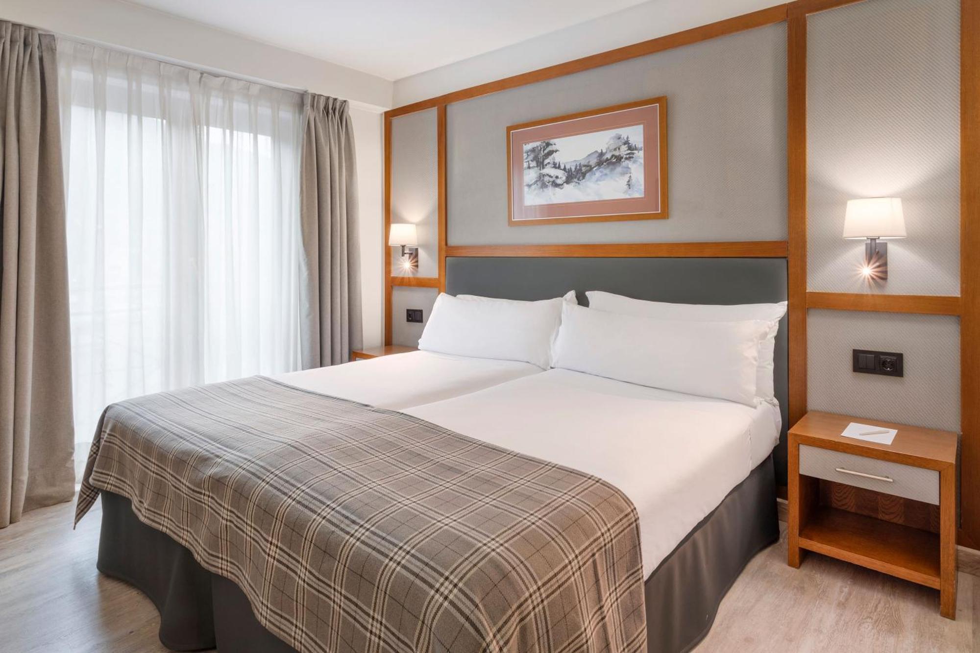 Standard Room,1771704058:JPEG