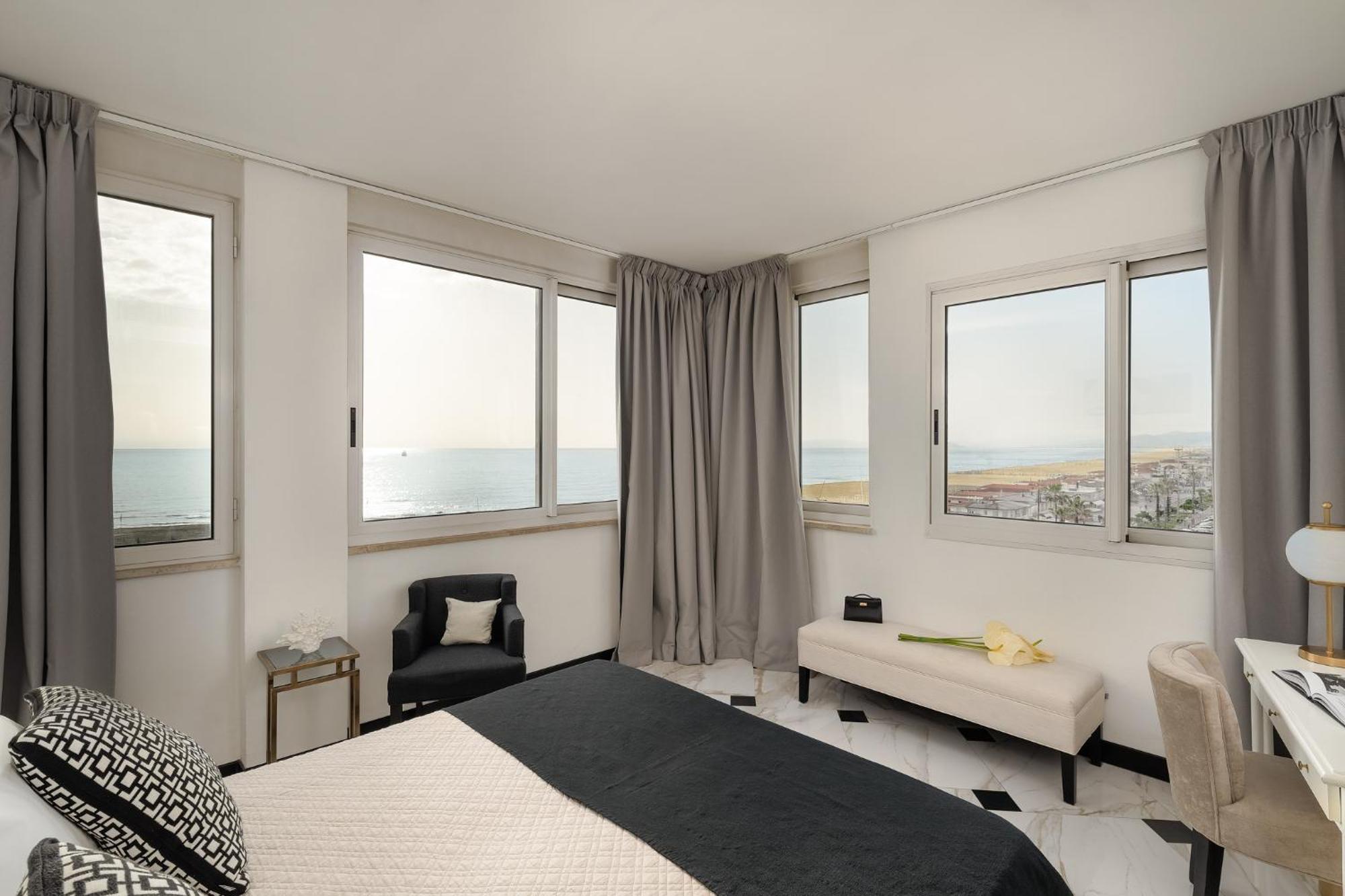 Panoramic Double or Twin Room Sea View