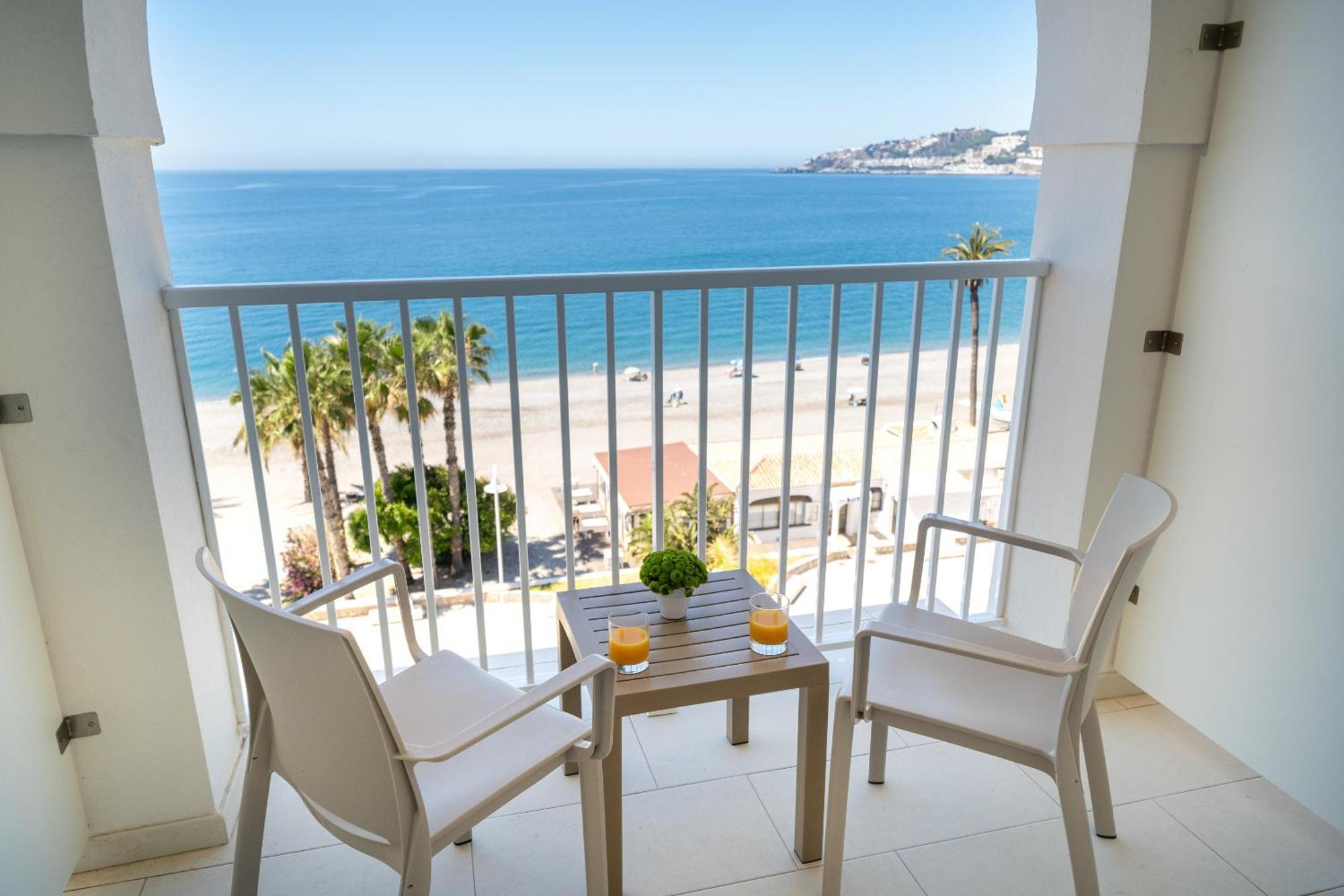 Panoramic Room front sea view