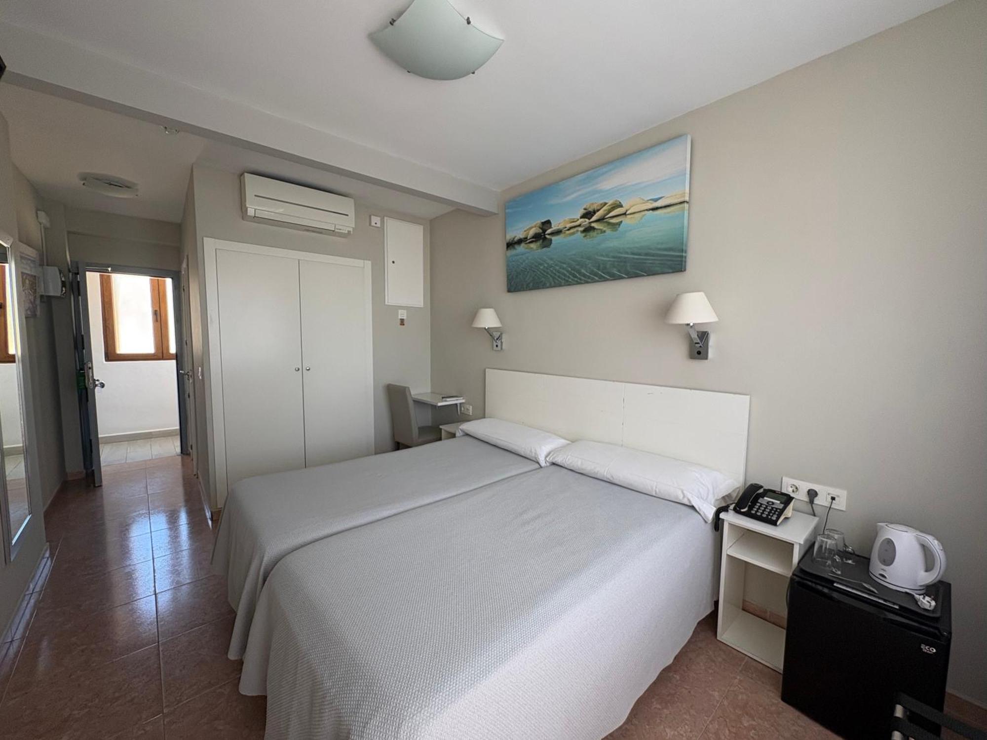 Twin Room Sea View