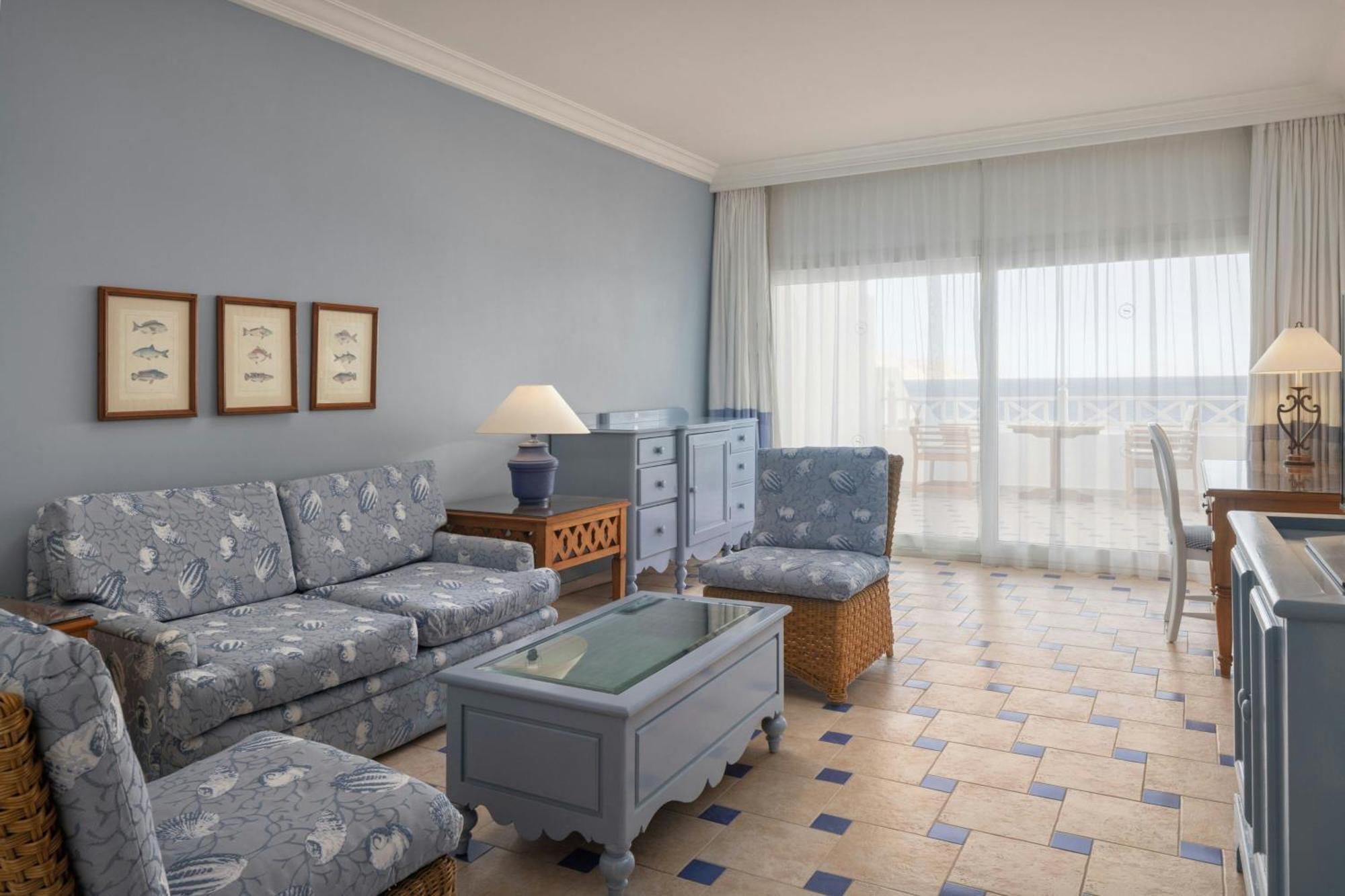 One-Bedroom Junior King Suite Red Sea View Corner Balcony Sitting Area High Floor