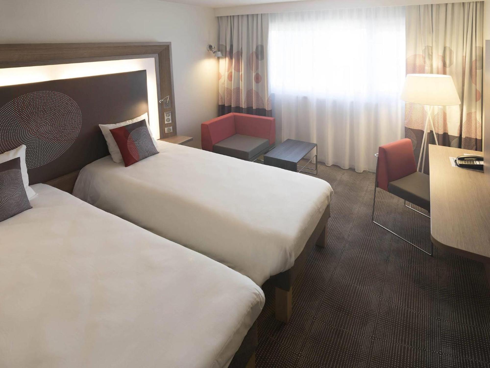 Superior Room 2 Twin Beds