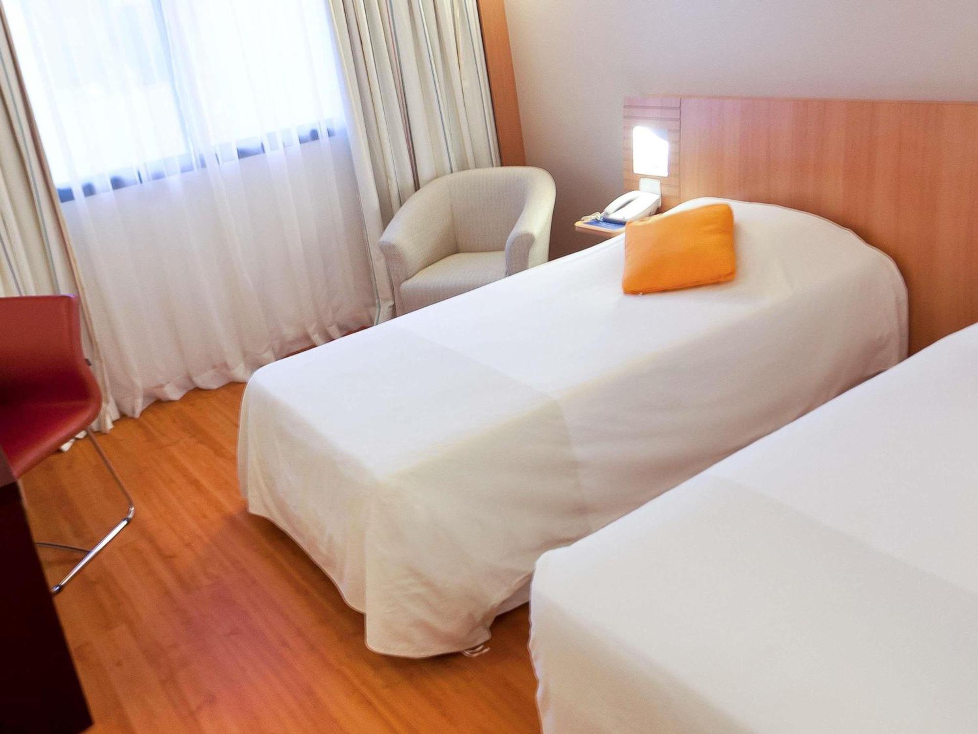Superior Room 2 Single Beds