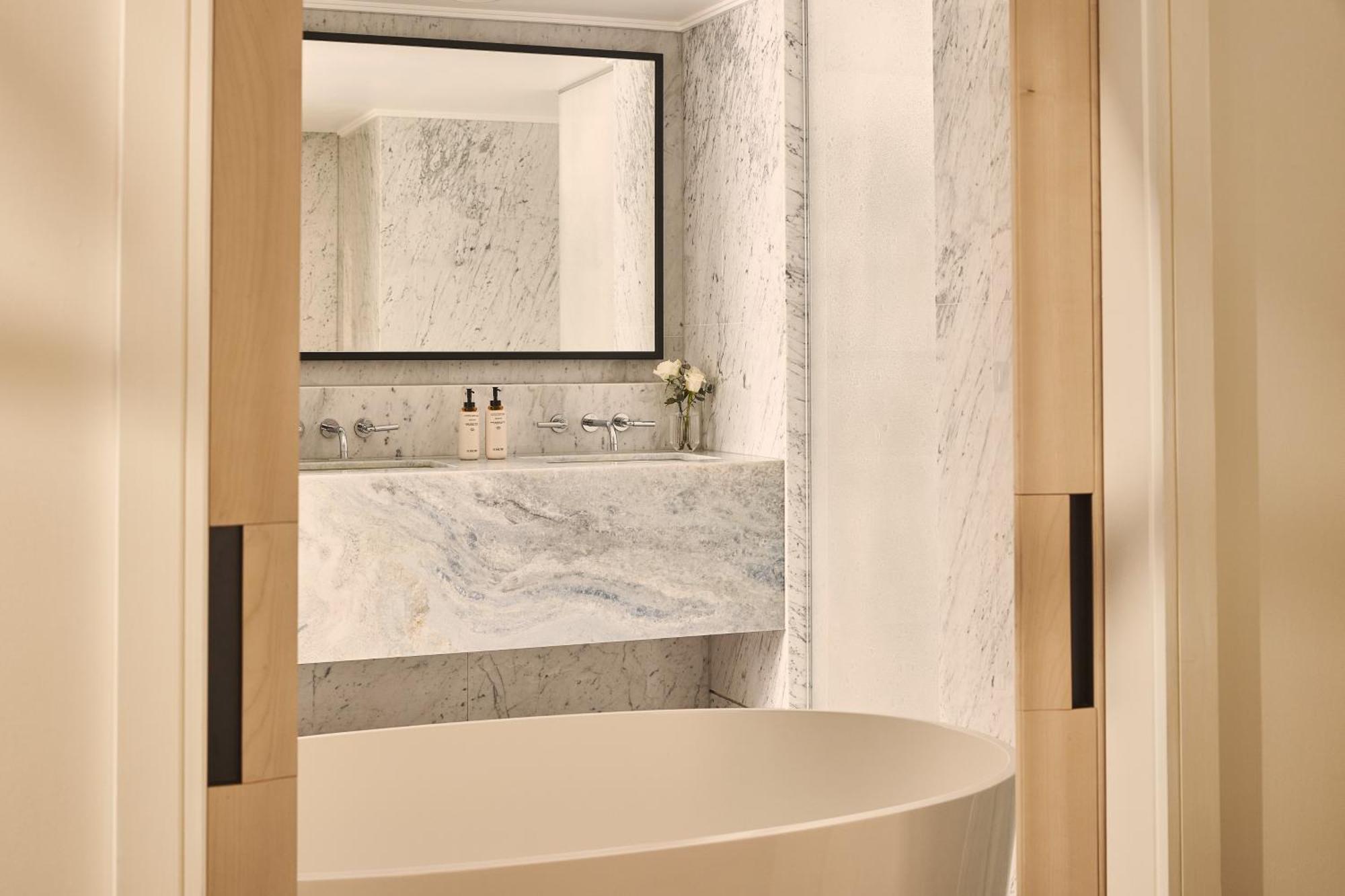 Deluxe Junior Suite