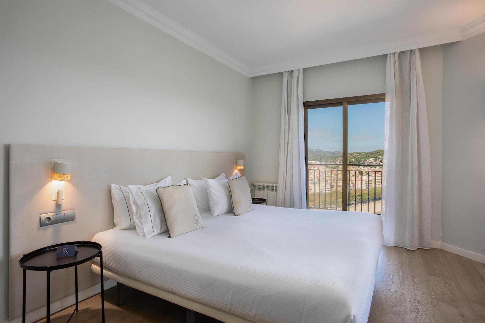 Double Room Sea View,1771734158:JPEG