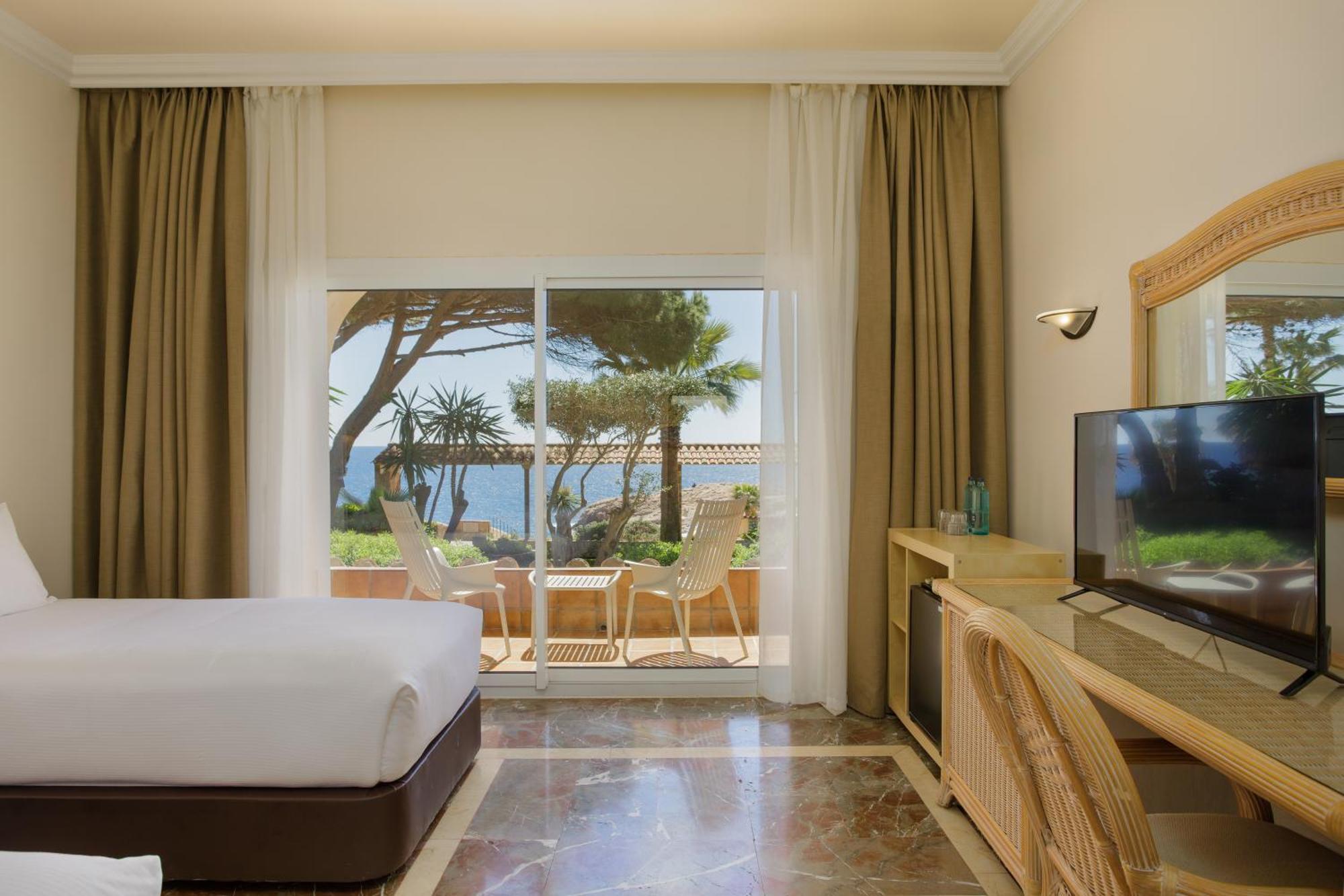 Double Room Garden View