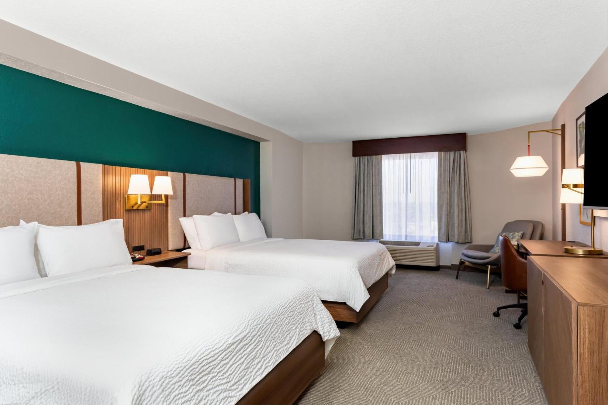 2 Queen Standard Room City View