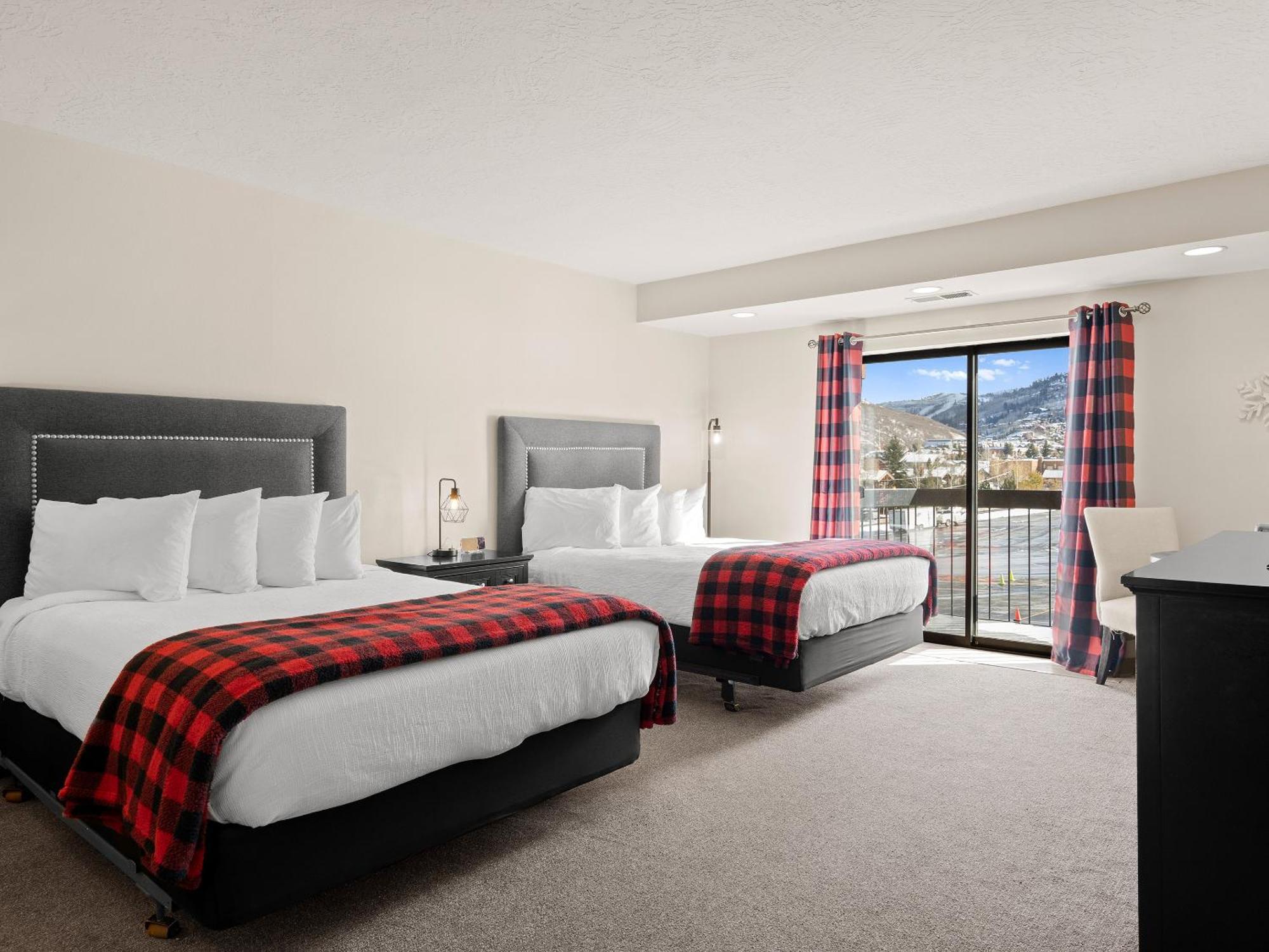 Double Room,1771746031:JPEG