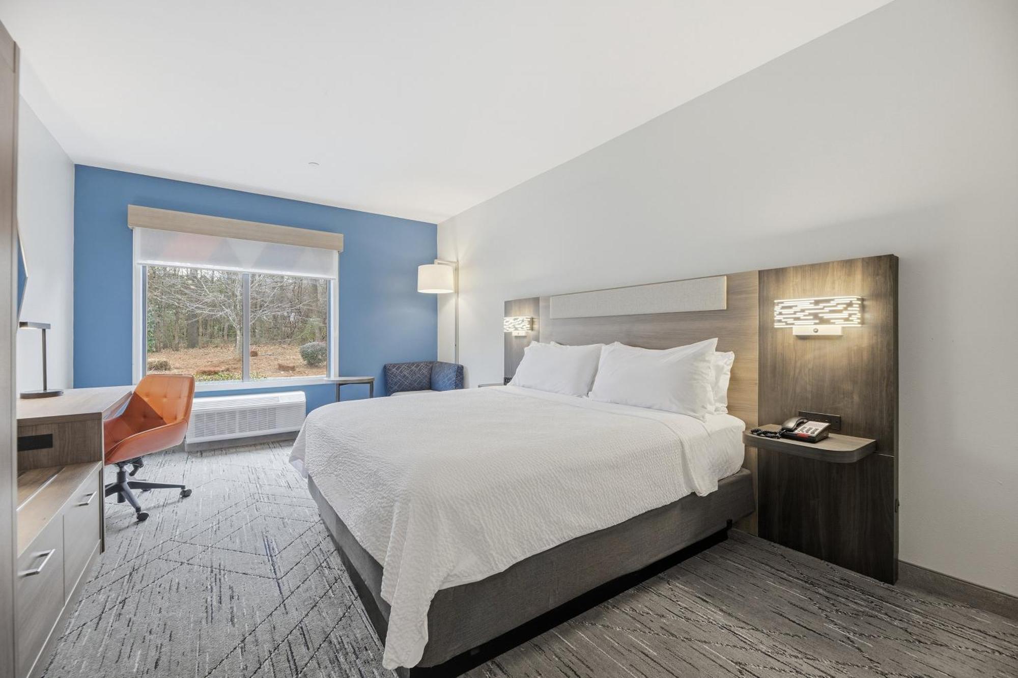 Standard King Room