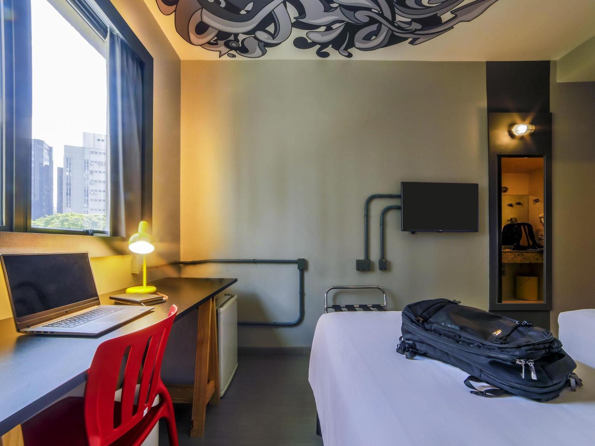 Standard Apartment Twin Beds