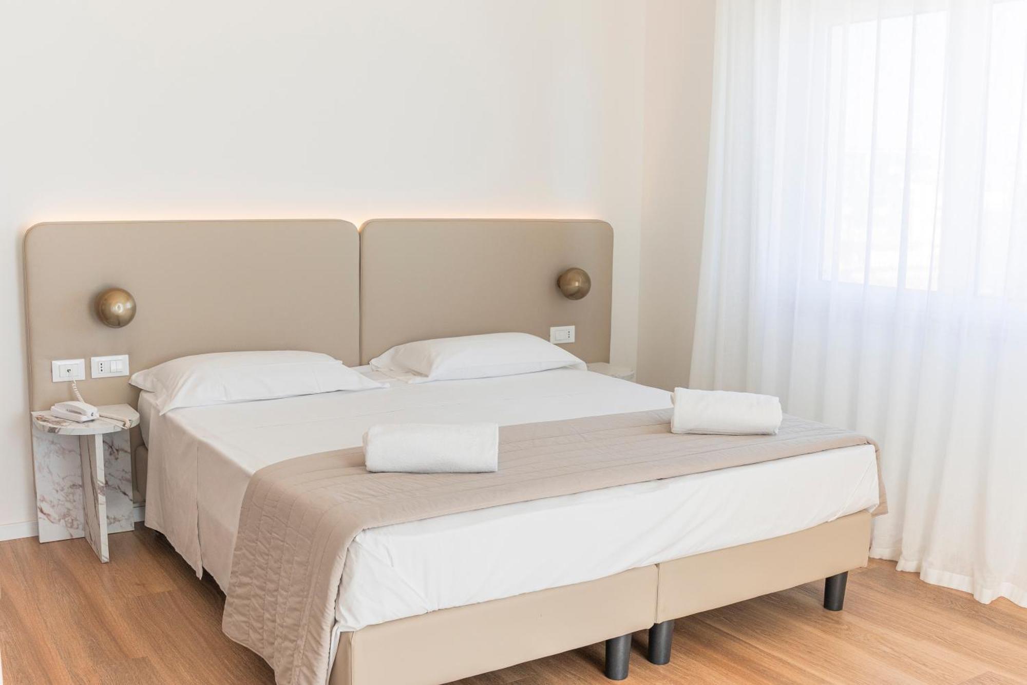 Superior Double or Twin Room Sea View