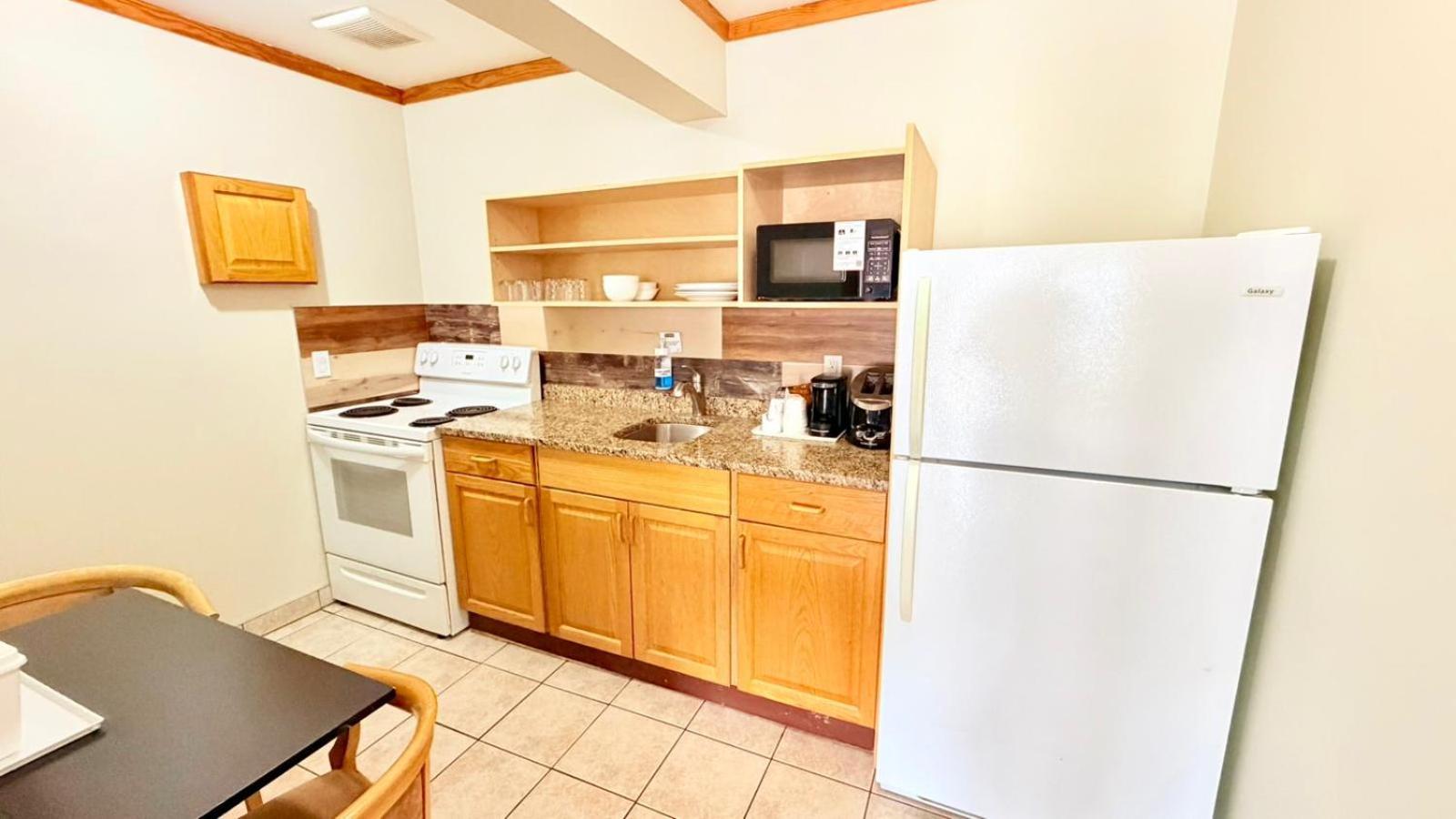One King Bed & Sofa Bed with Kitchen- Non Smoking - Ground Floor