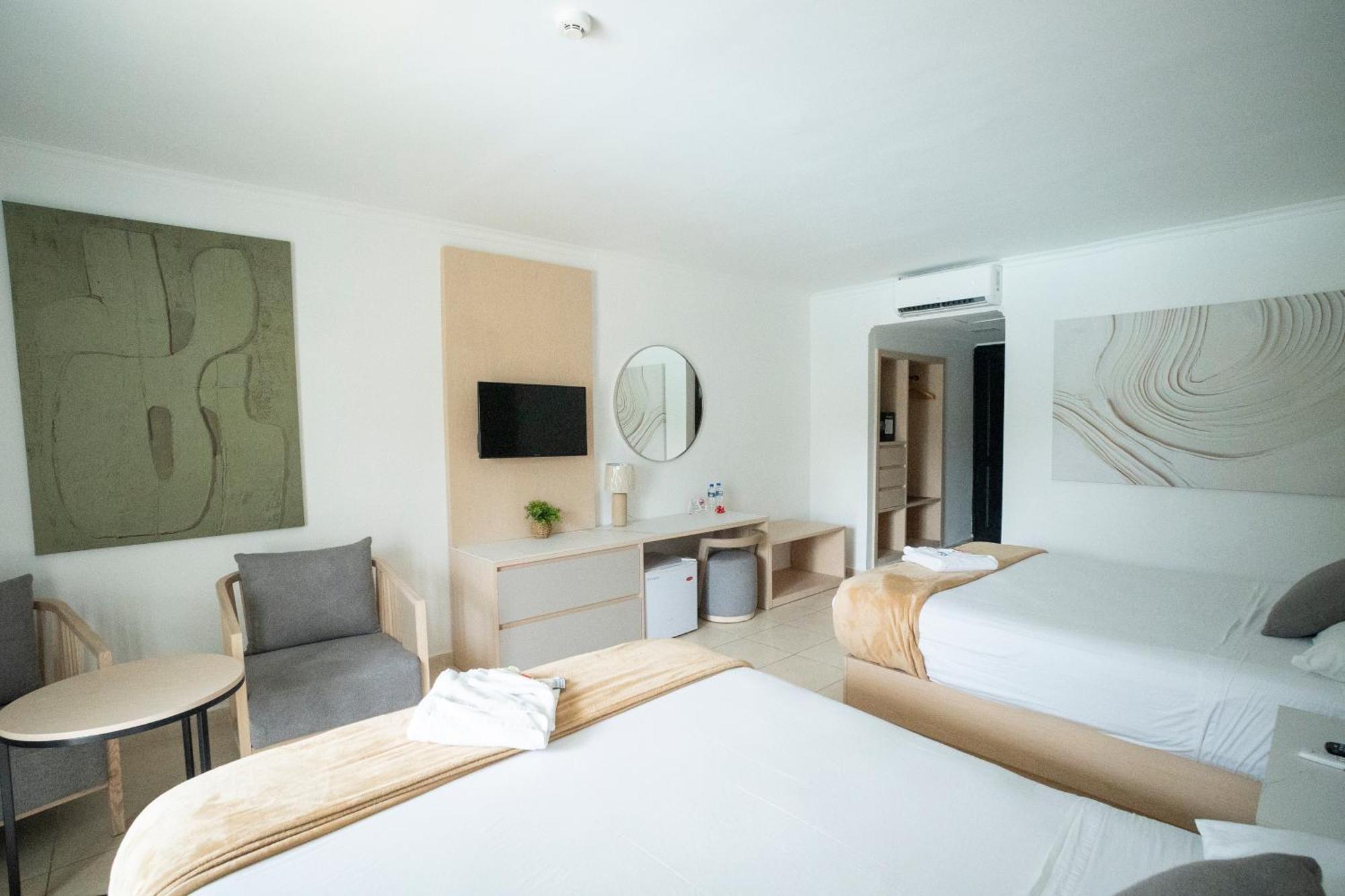 Deluxe Queen Room Two Queen Beds
