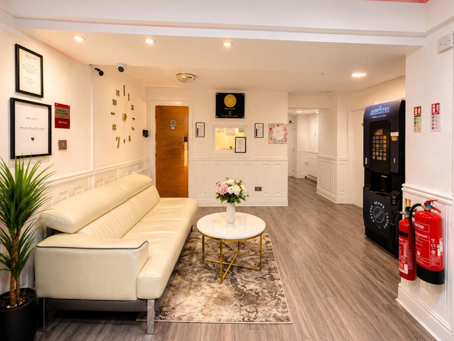 One-Bedroom Suite