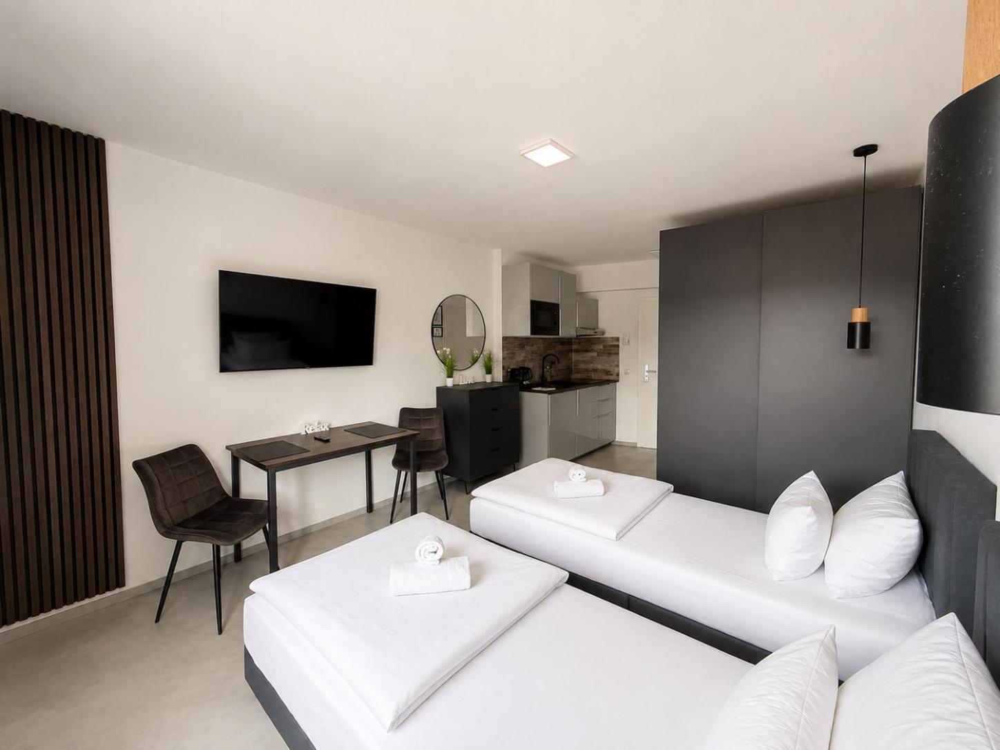 Standard Apartment,1771772830:JPEG