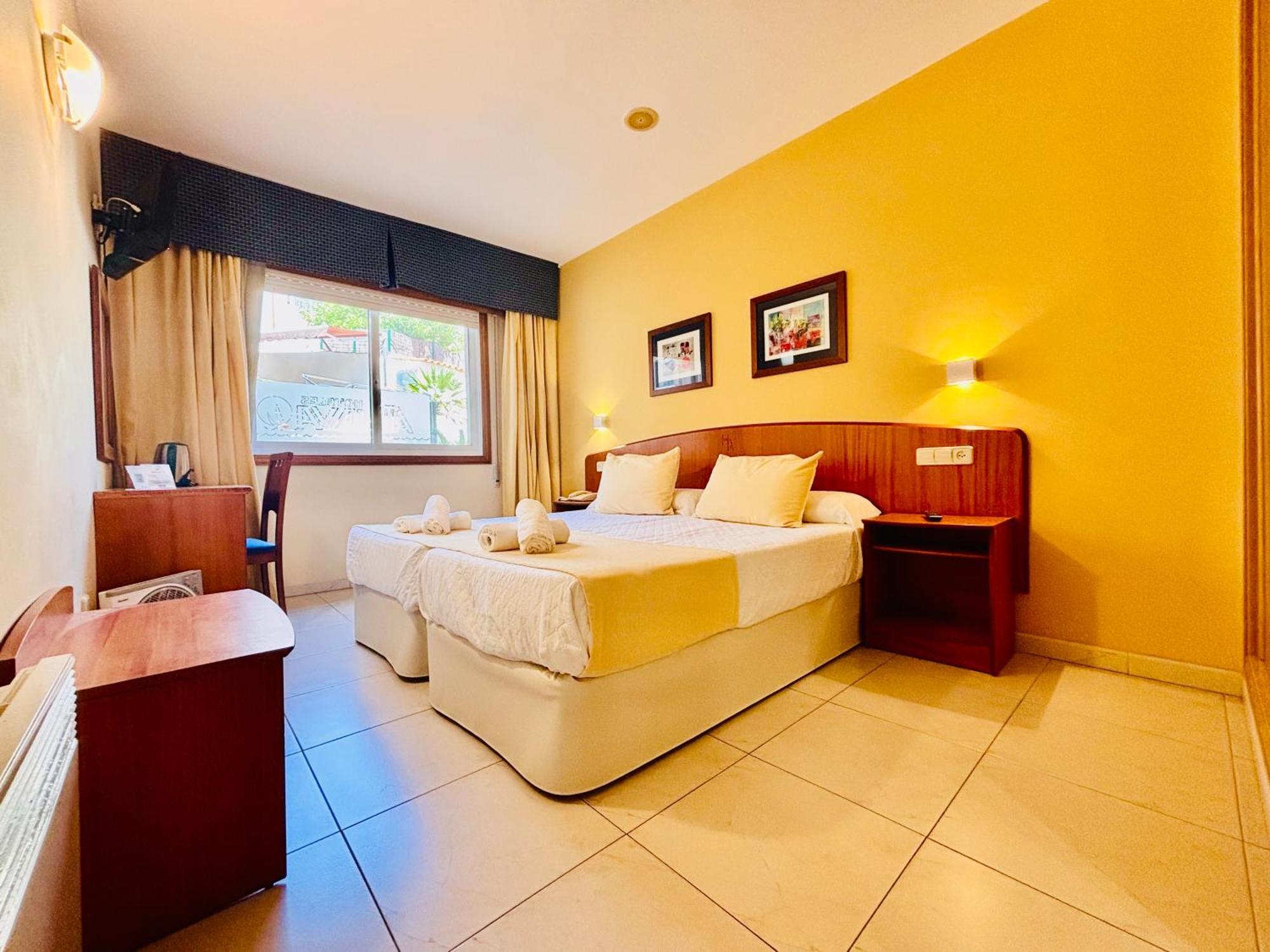 Double or Twin Room Garden View