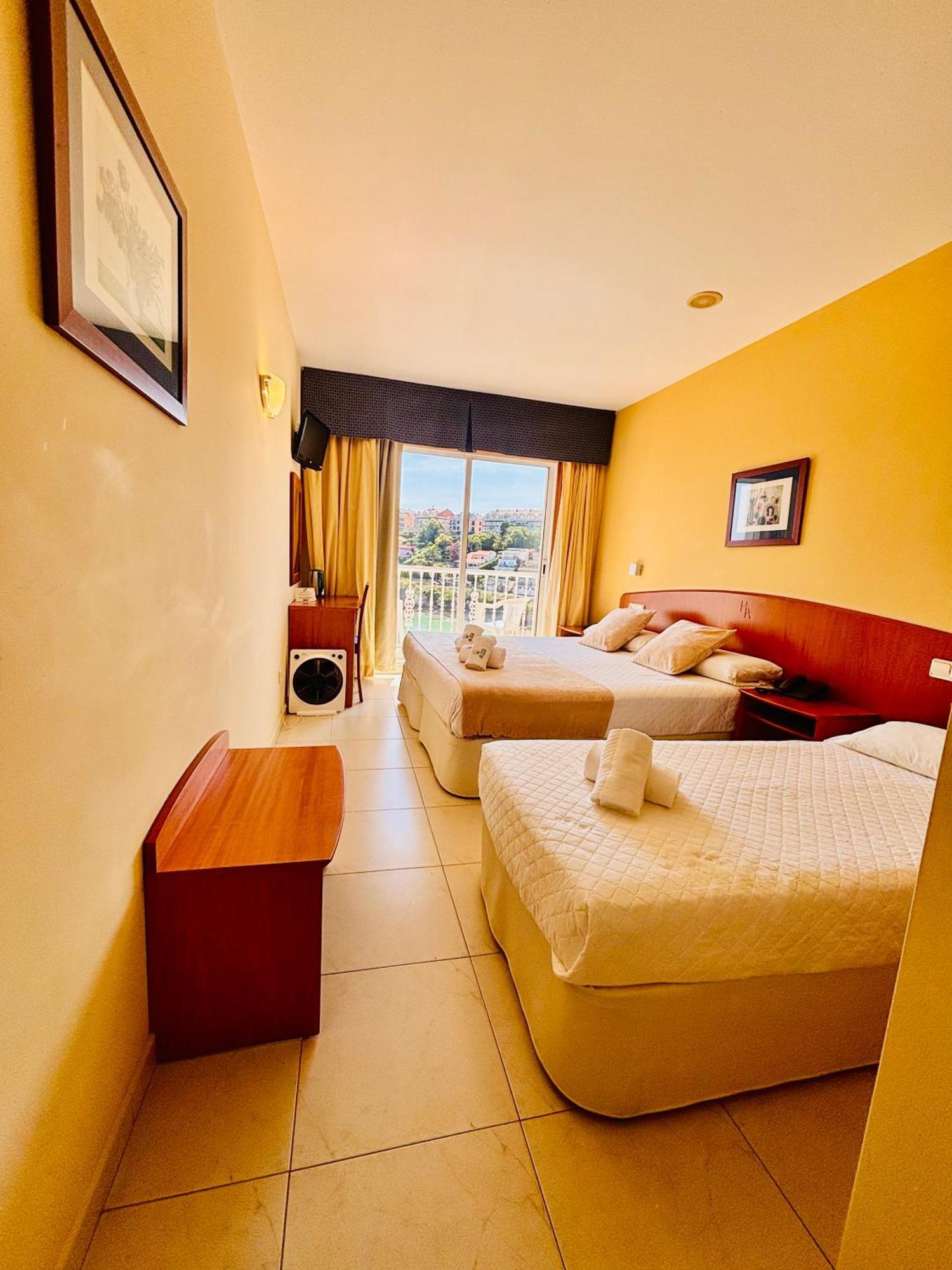 Triple Room Sea View