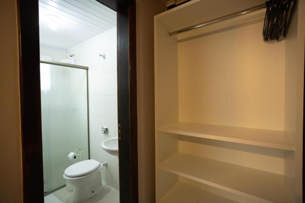 Deluxe Queen Suite
