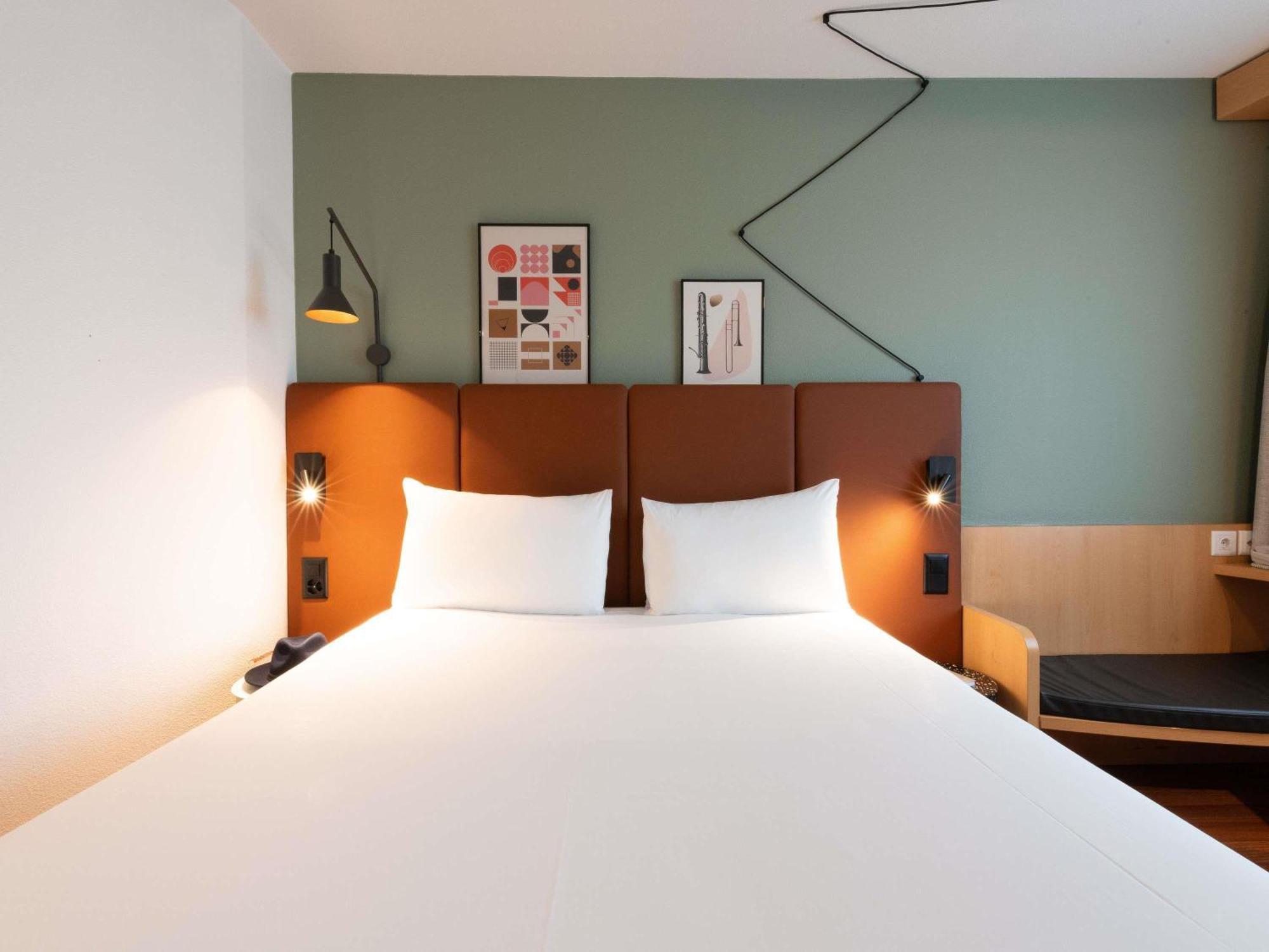 Standard Room 1 Double Bed