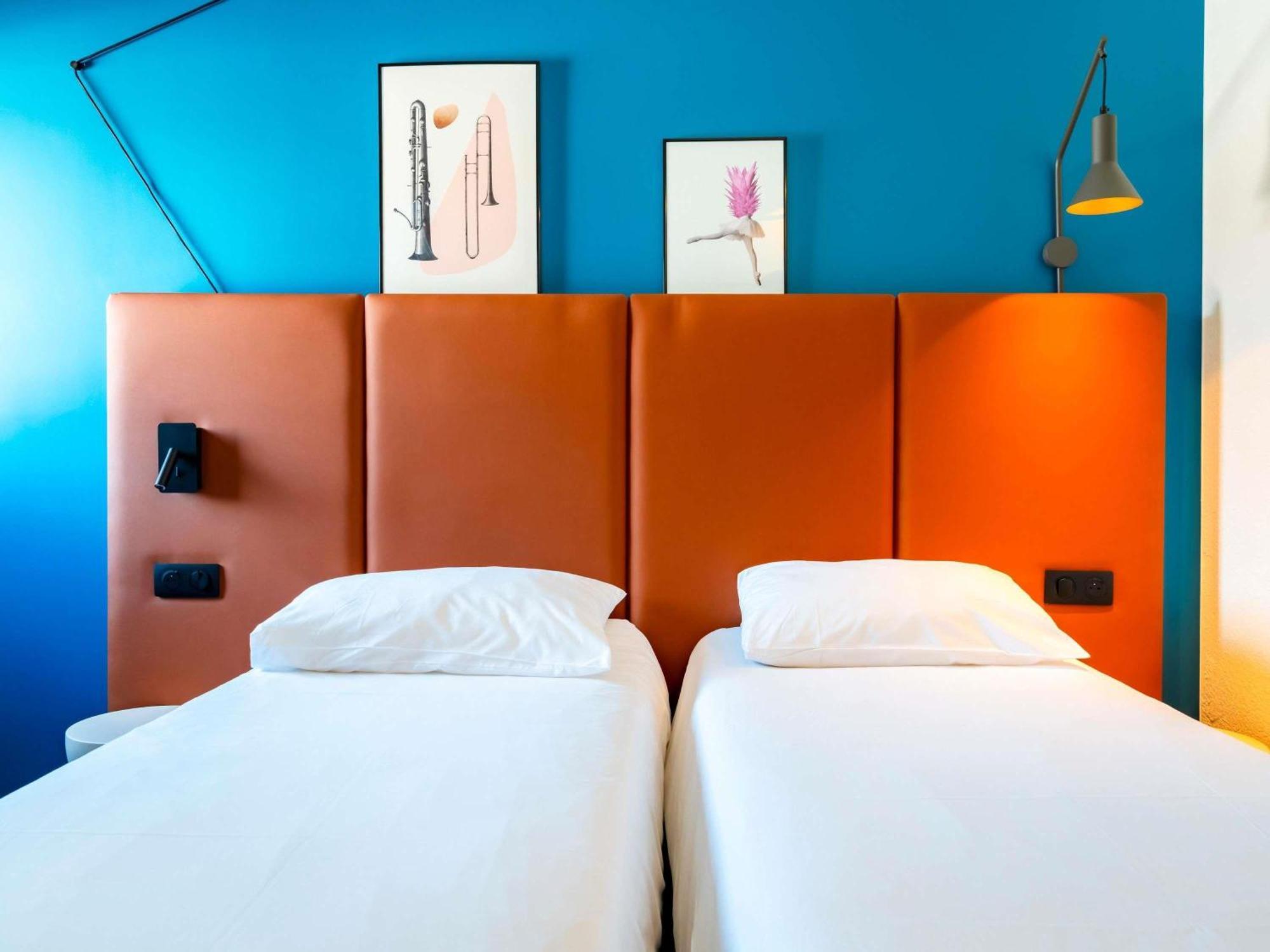 Standard Twin Room