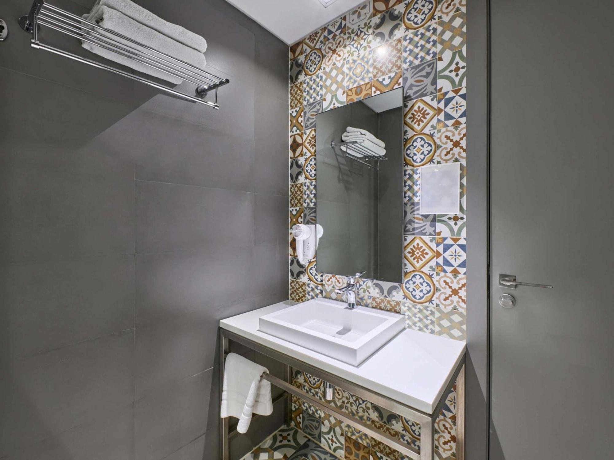 Standard Double Room City Side