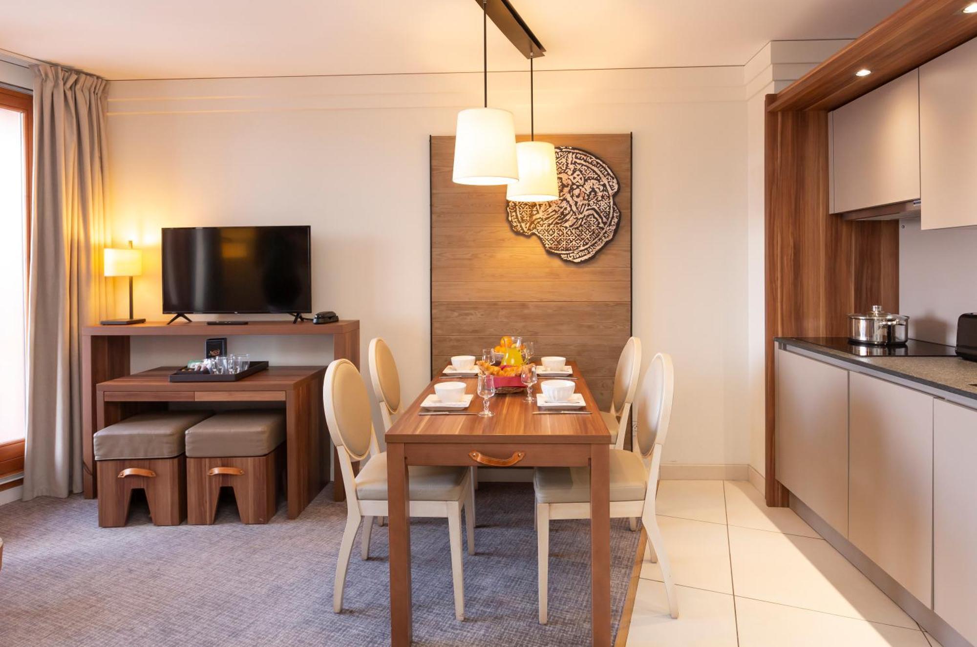 Two-Bedroom Suite