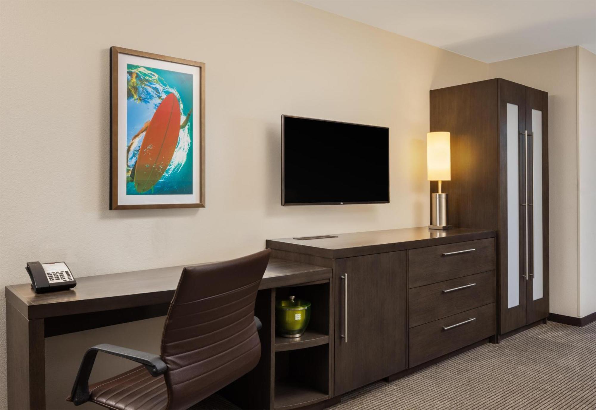 King Room with Sofa Bed - High Floor