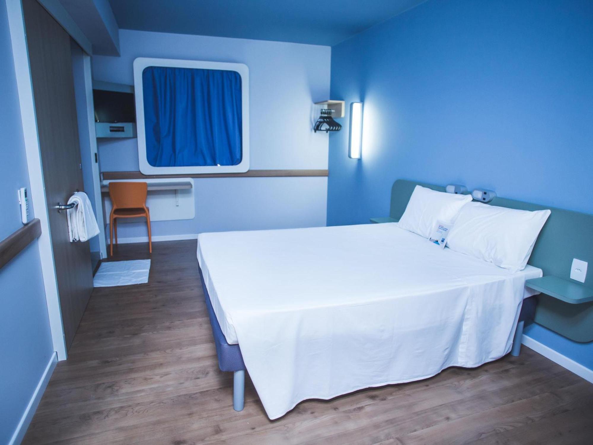 Standard Double Room Disability Access