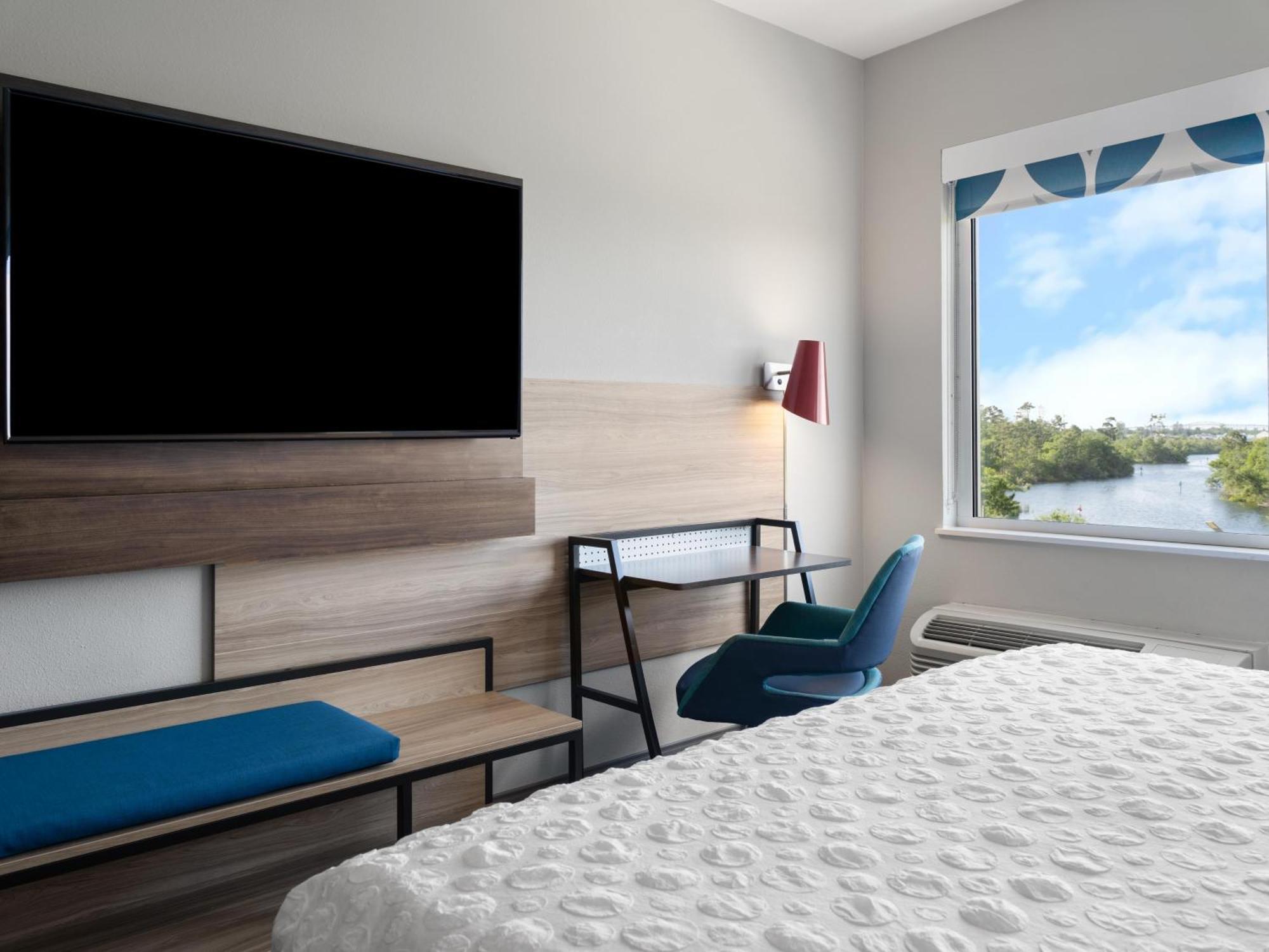 Queen Room Two Queen Beds