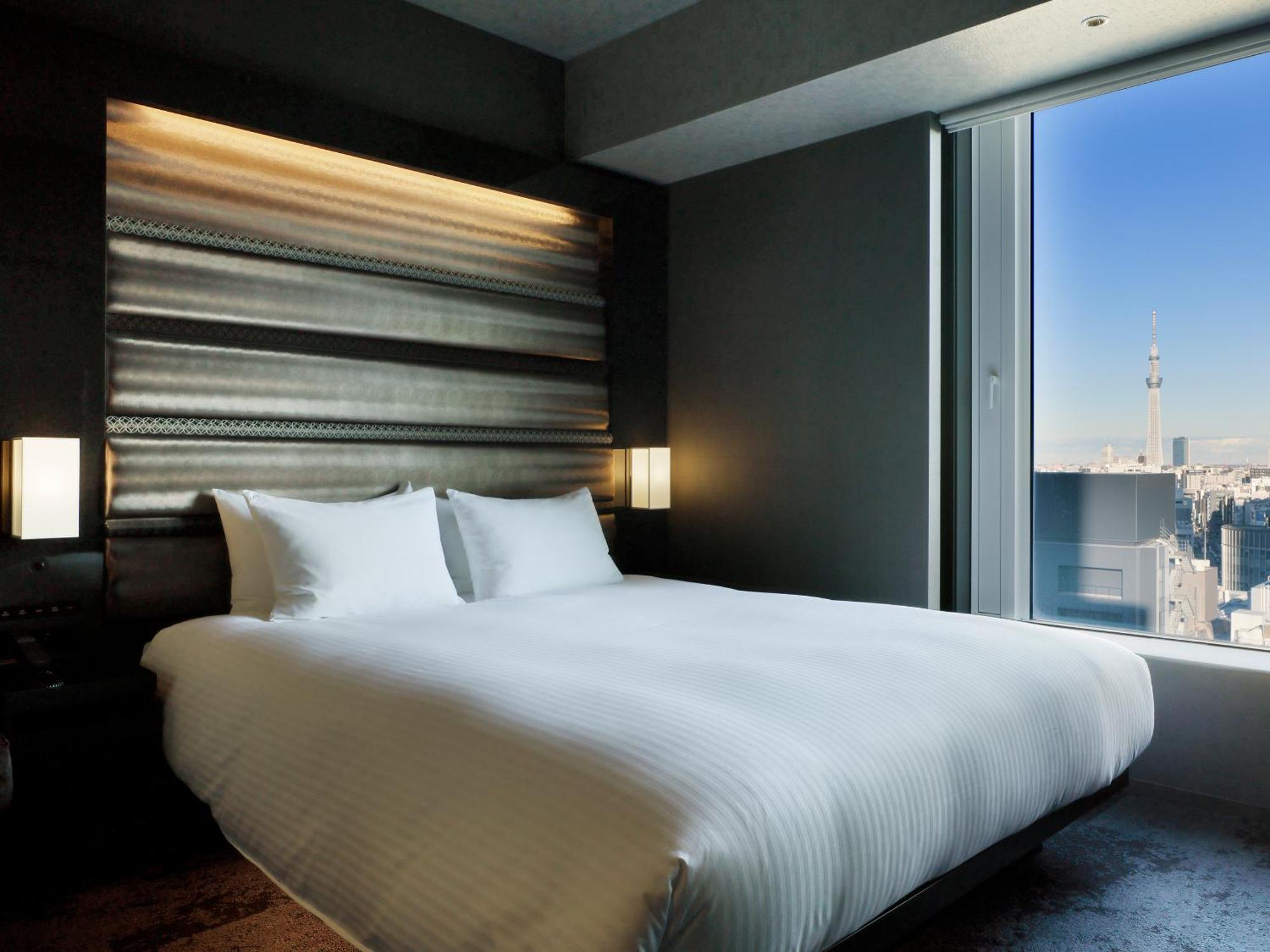Superior Queen Room Tokyo SkyTree View