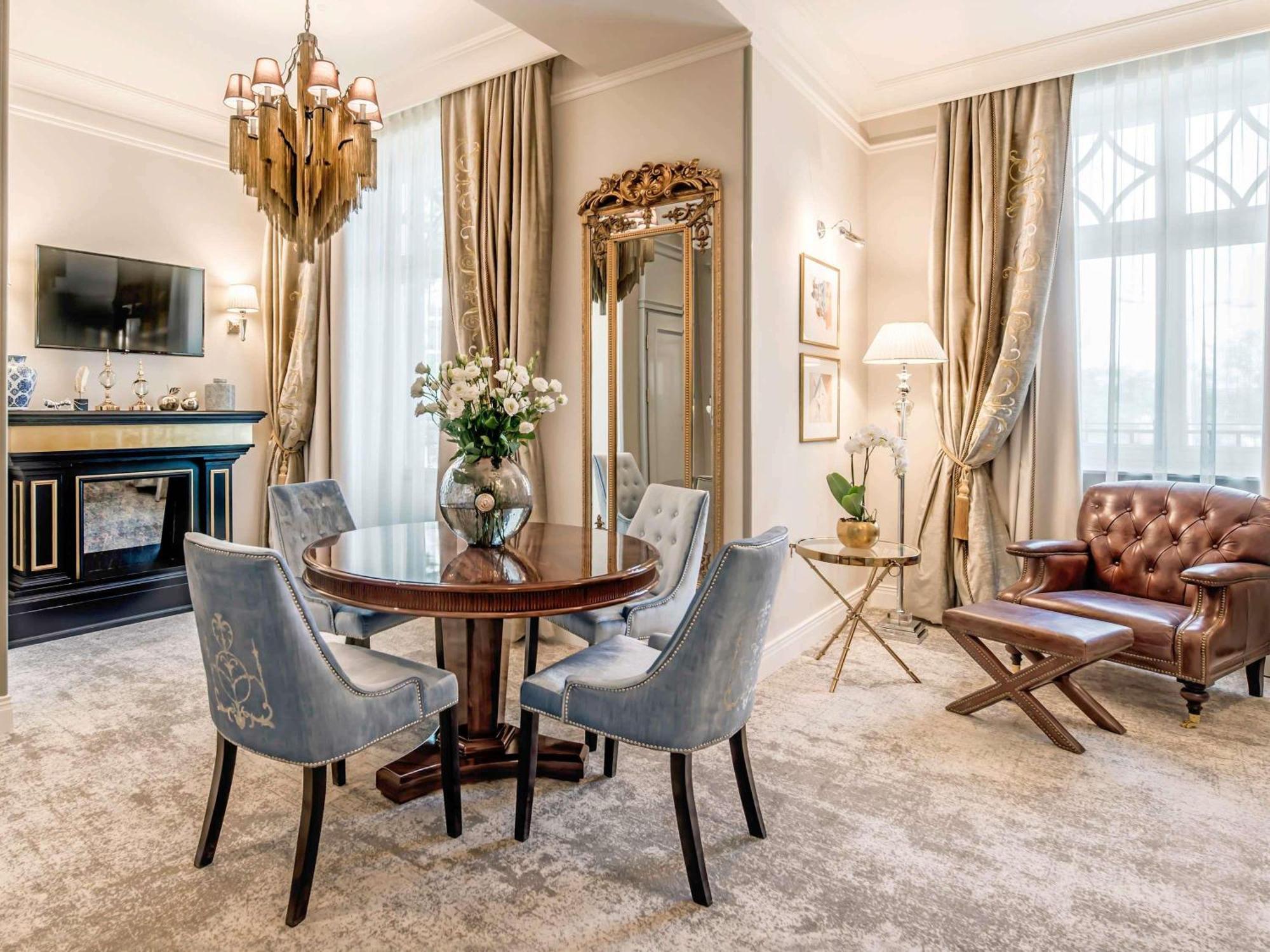 Executive King Suite