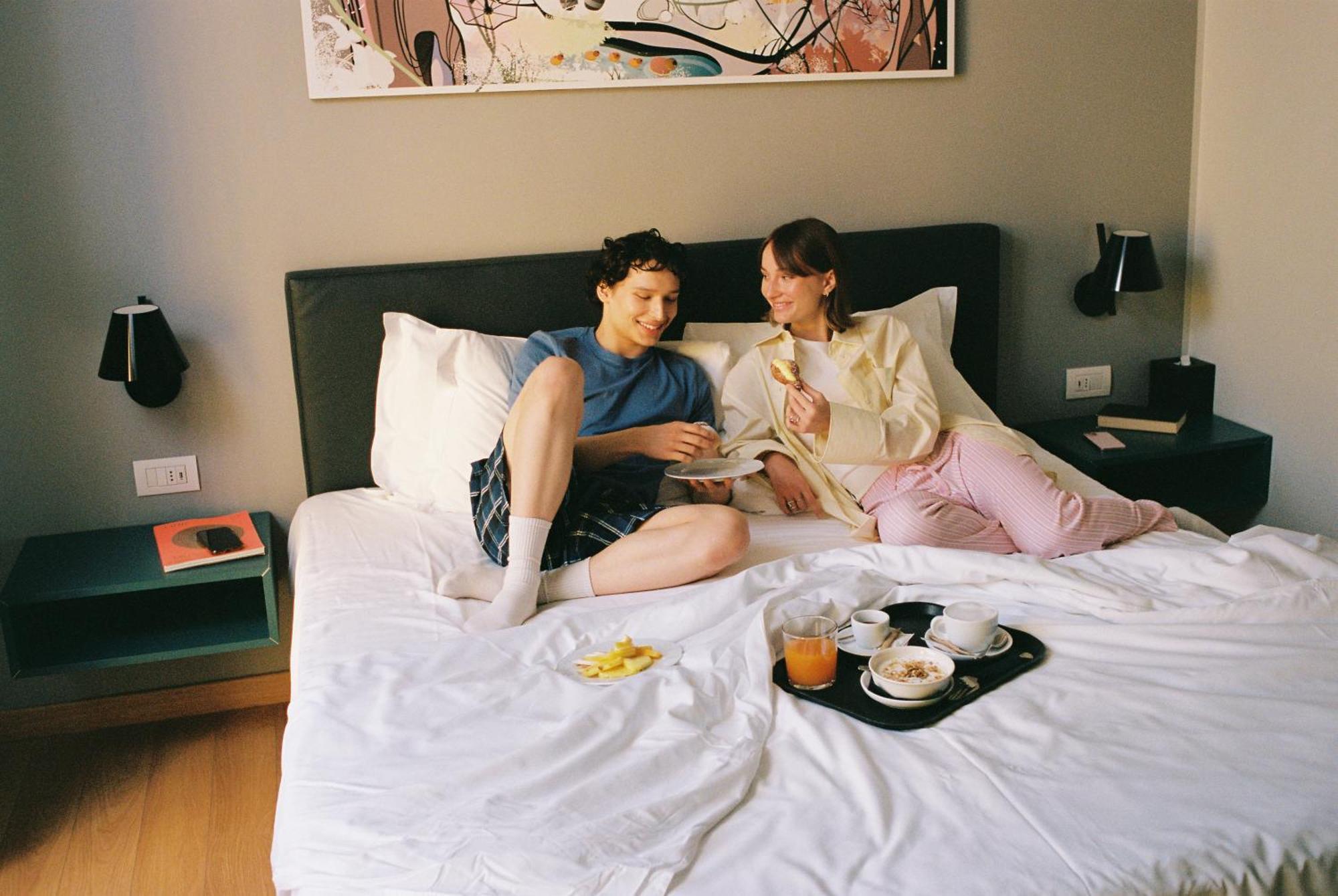 Creator King Size Bed