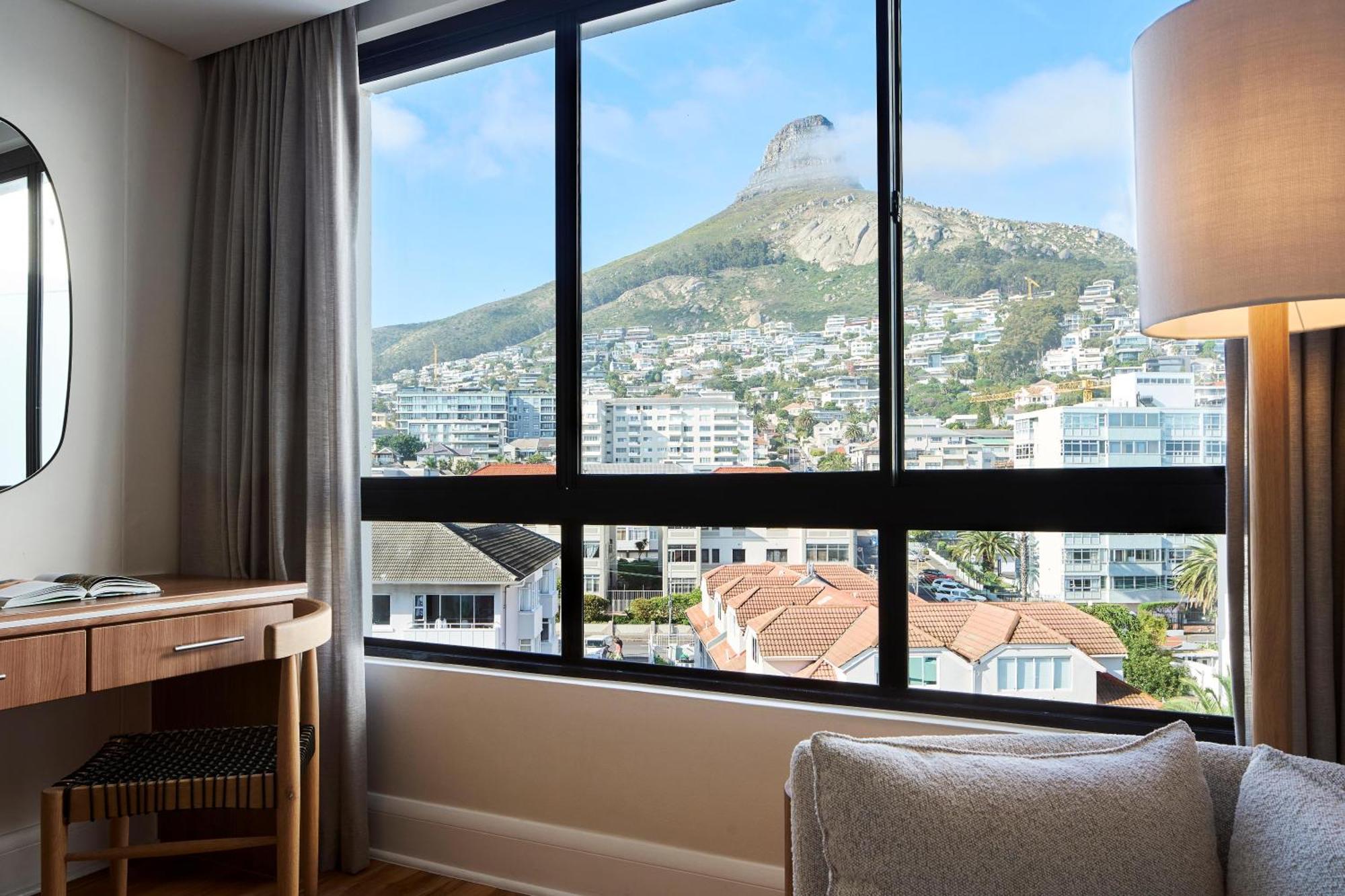 Classic Twin Room Mountain View