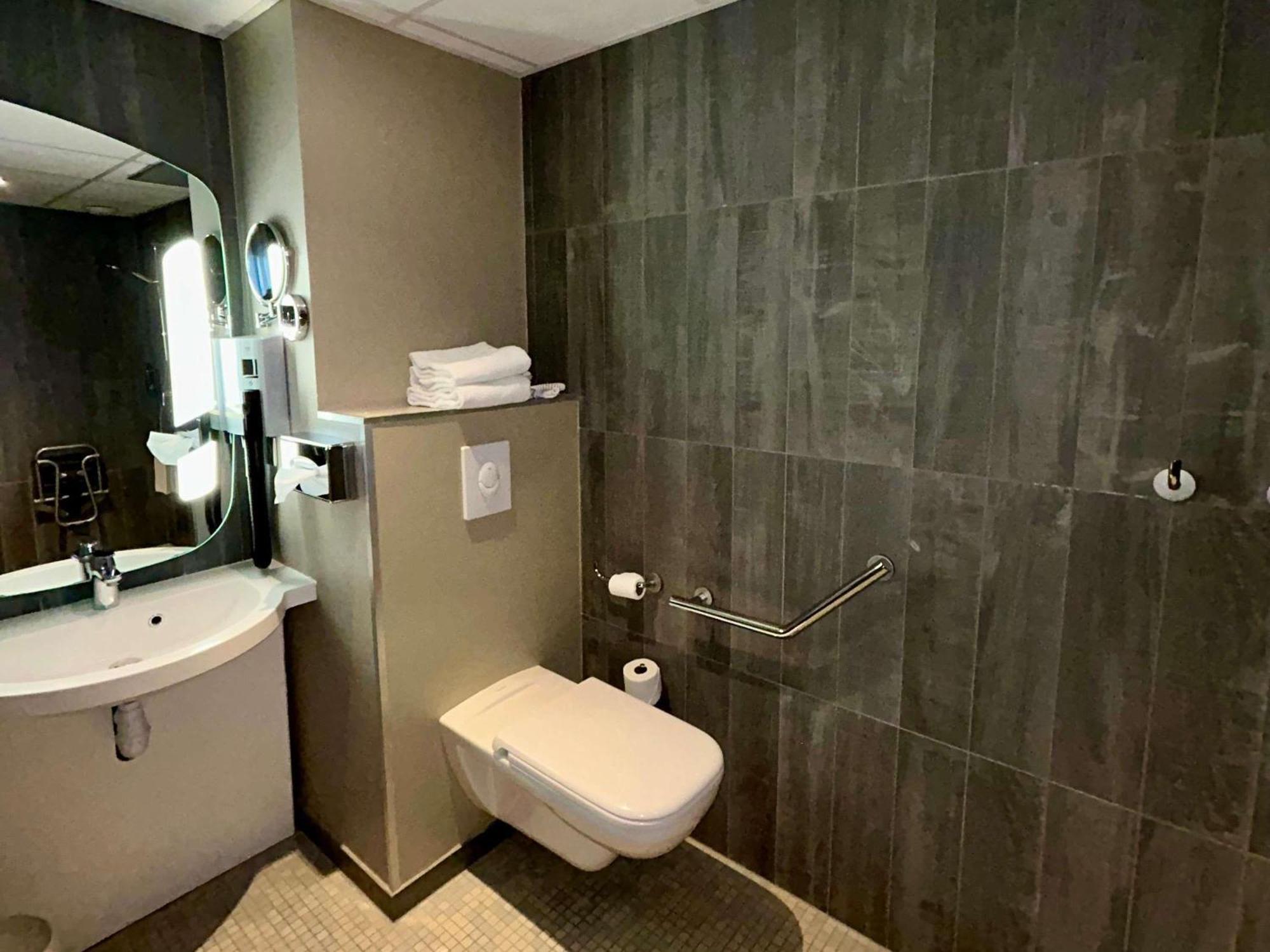 Superior Room walk shower Mobility Access