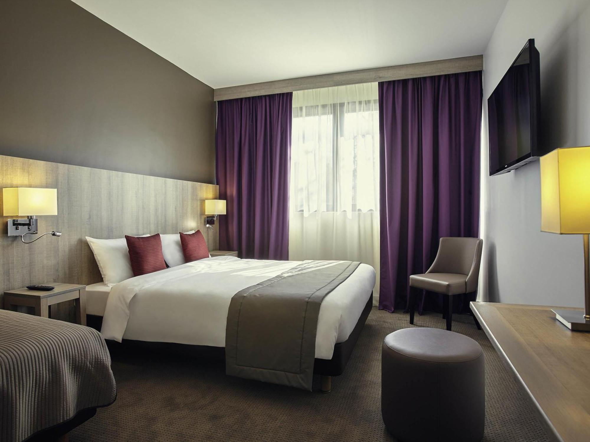Classic Room One Double Bed One Single Bed