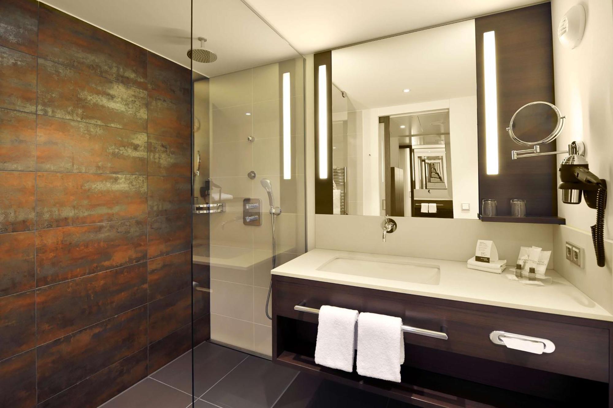 Deluxe Double Room City View