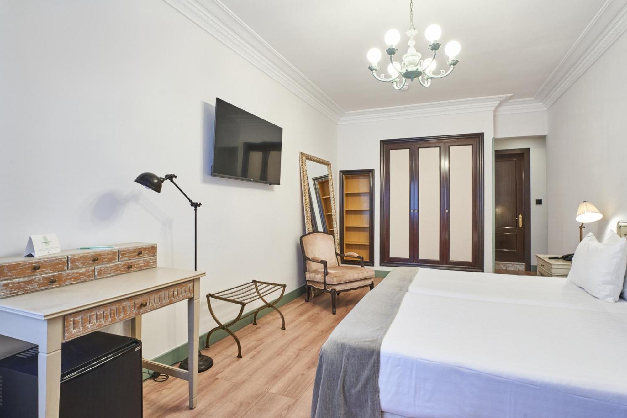 Classic Triple Room