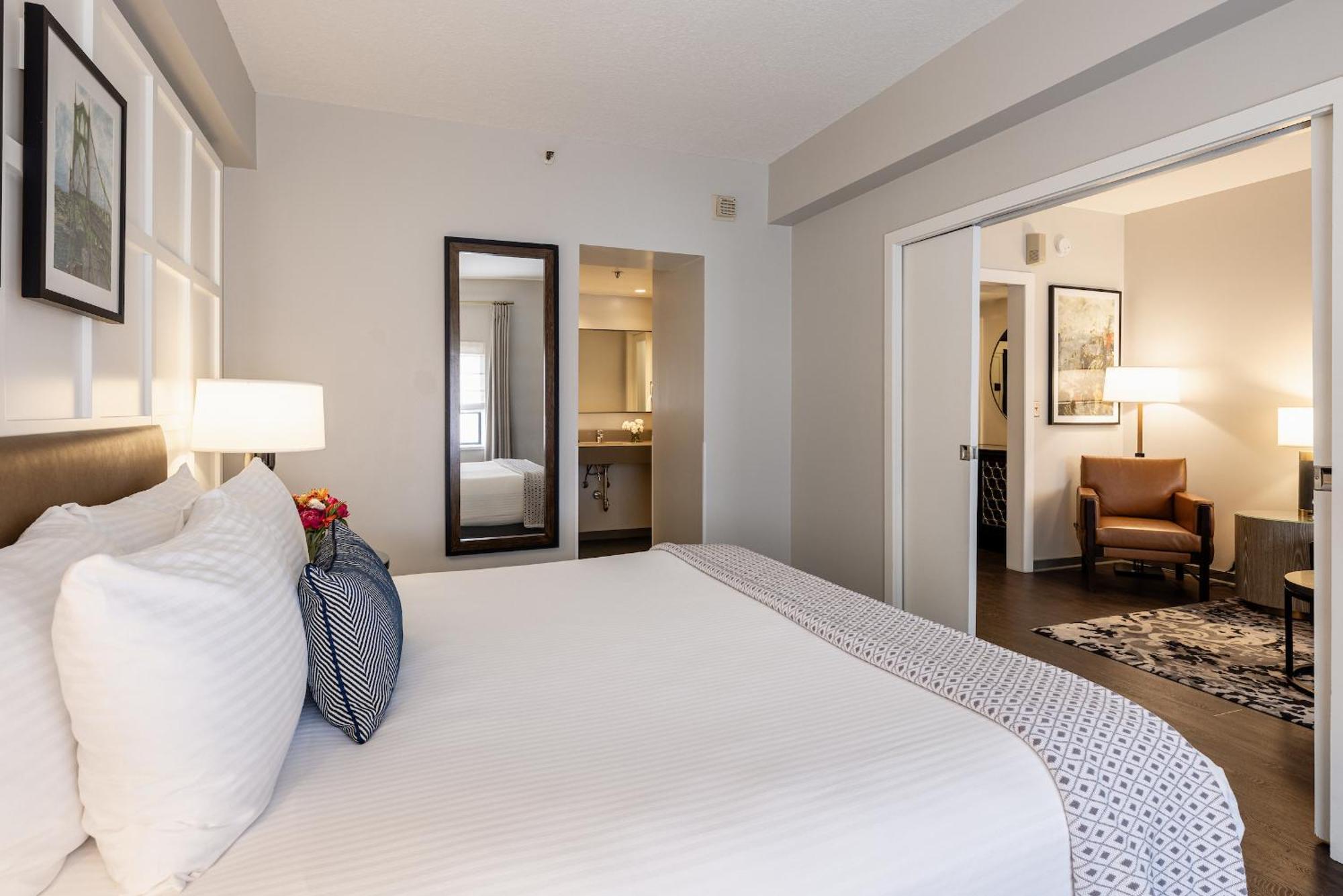 One-Bedroom Suite
