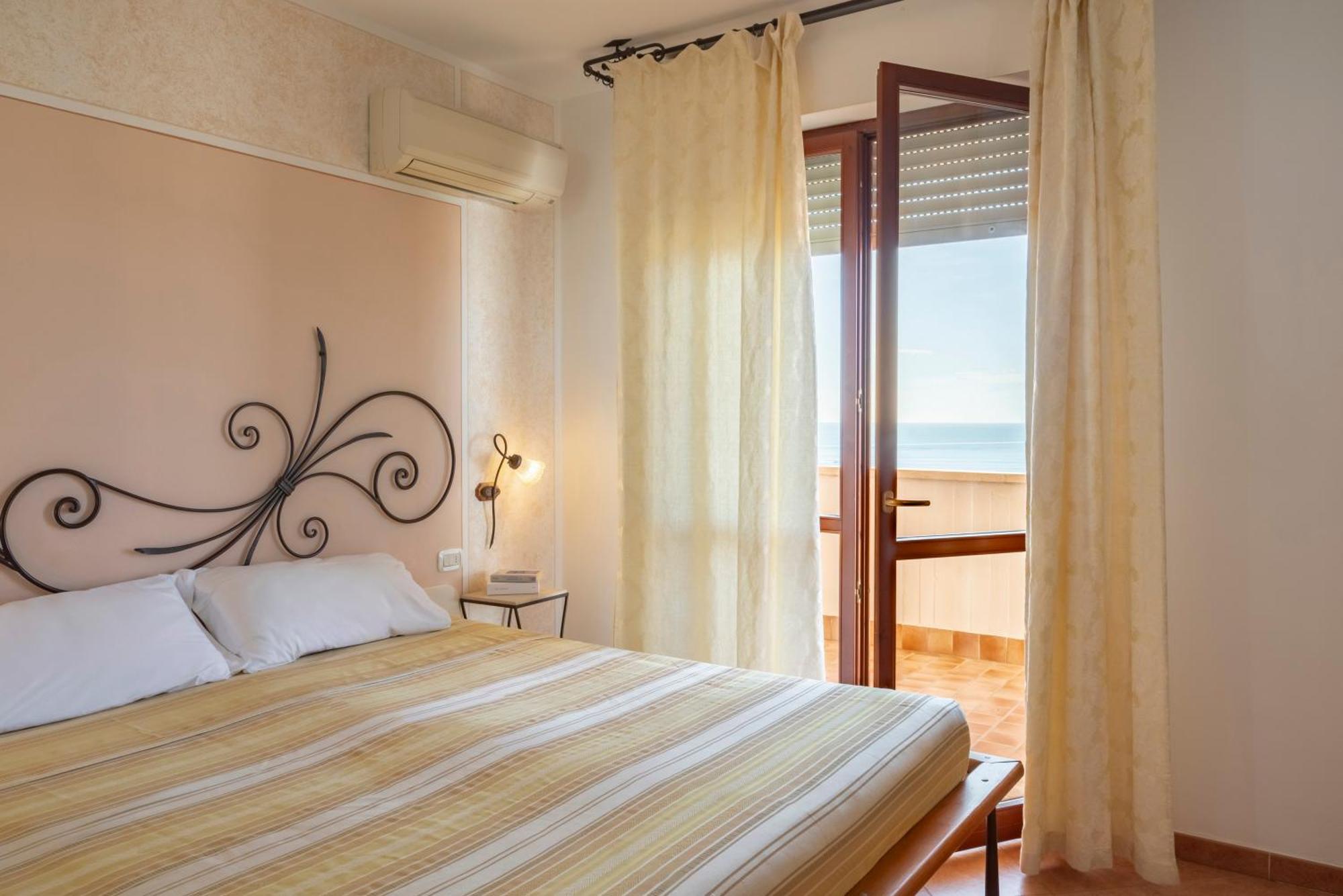 Superior Suite Sea View