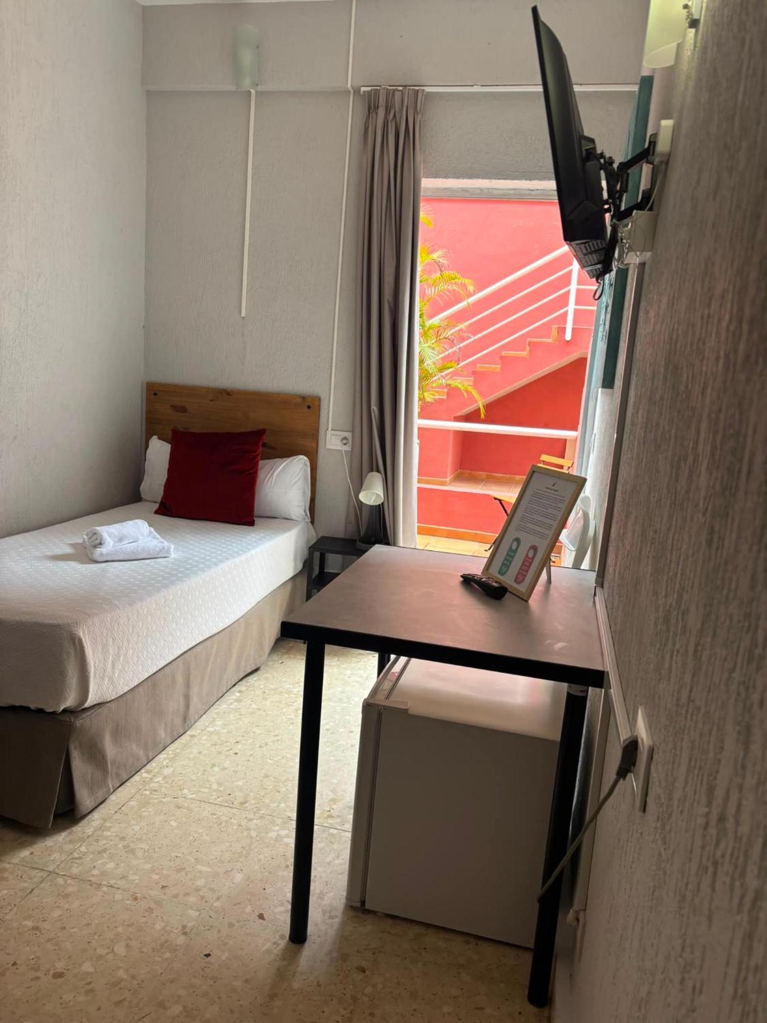 Single Room Terrace