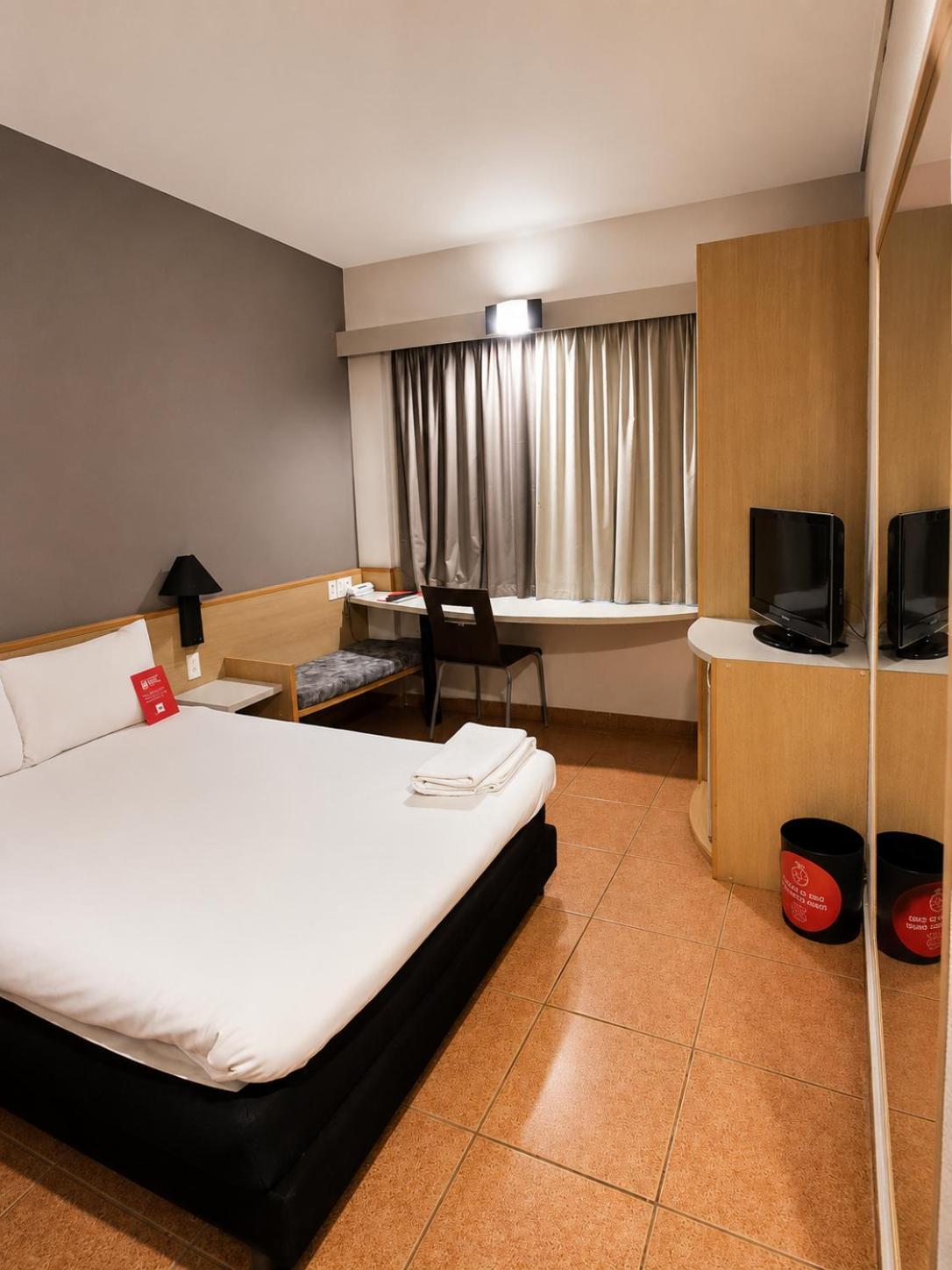 Standard Apartment Accessible